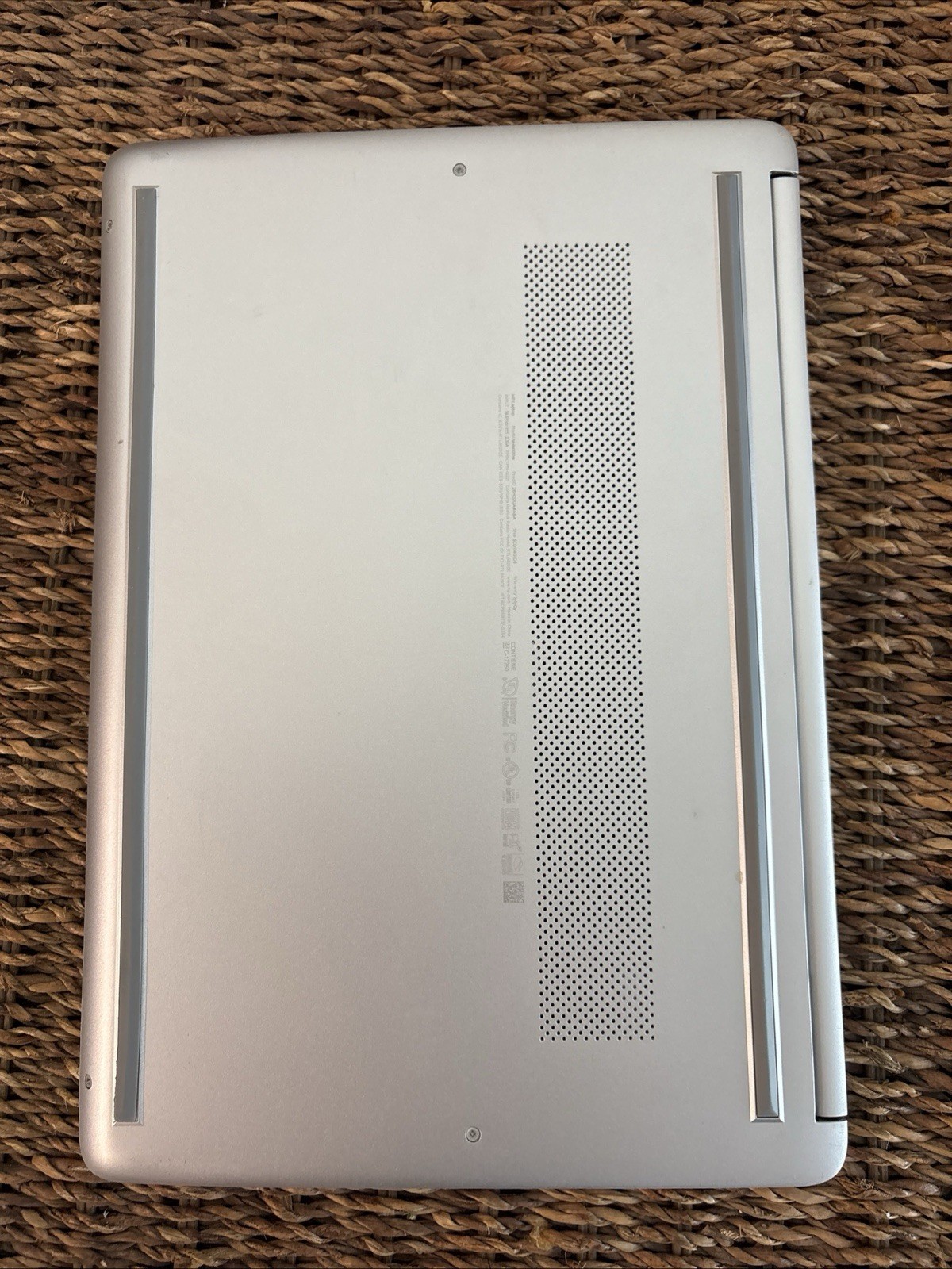 HP 14-DQ0010DS/14-DQ0011DS/14-DQ0012DS B140XTK02.0 HW3A 14.3″ LCD Touch Screen