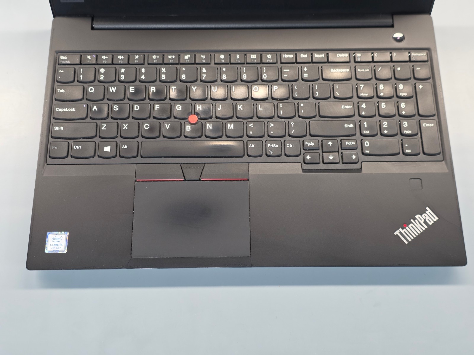 15″ Lenovo ThinkPad E580- i5-7200U, 8GB, 512GB SSD | USB-C + FHD!!