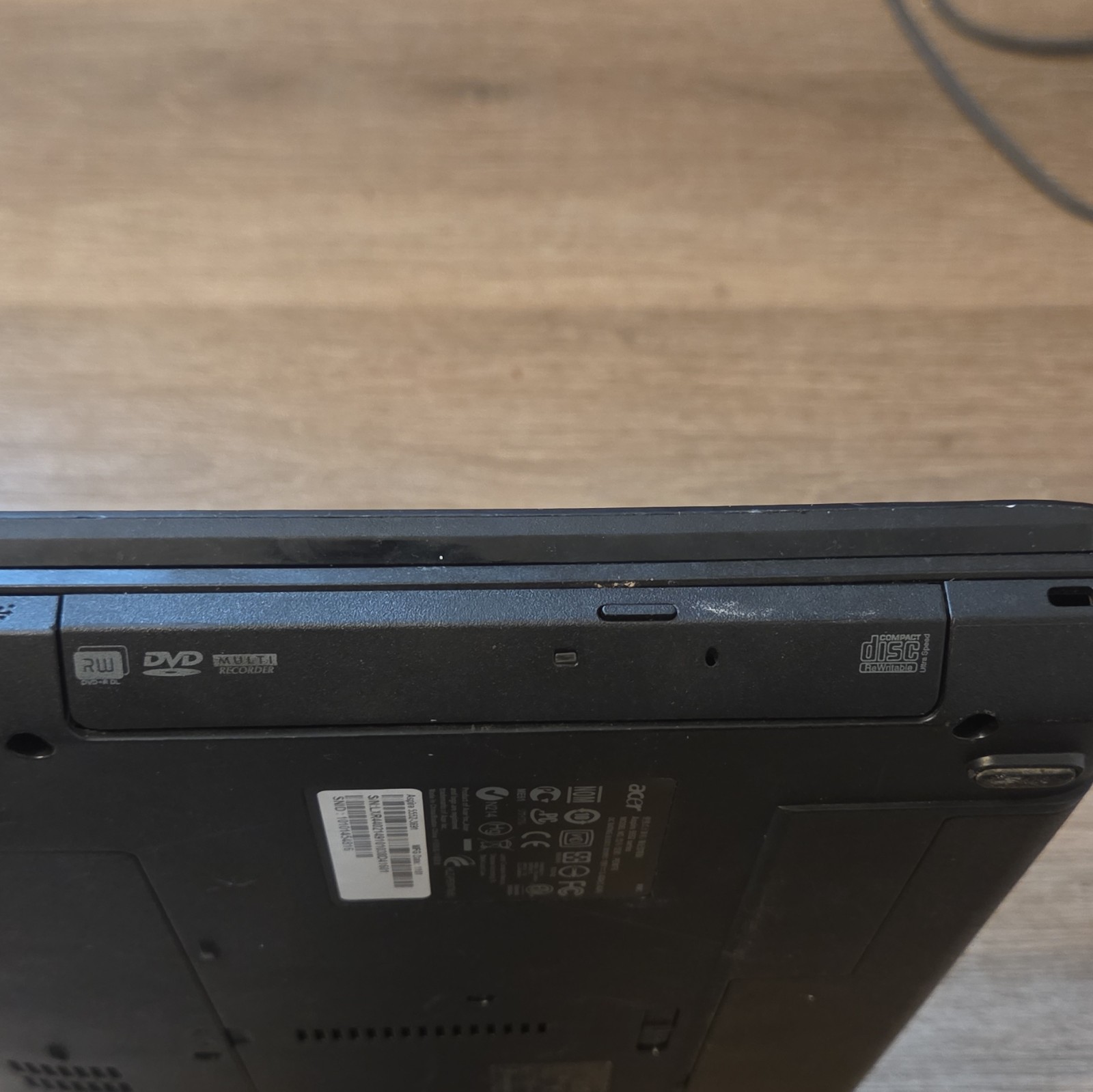 Acer Aspire 5552-3691 15.6″ AMD V 2.30GHz 4GB 250-499GB HDD Win7 Black