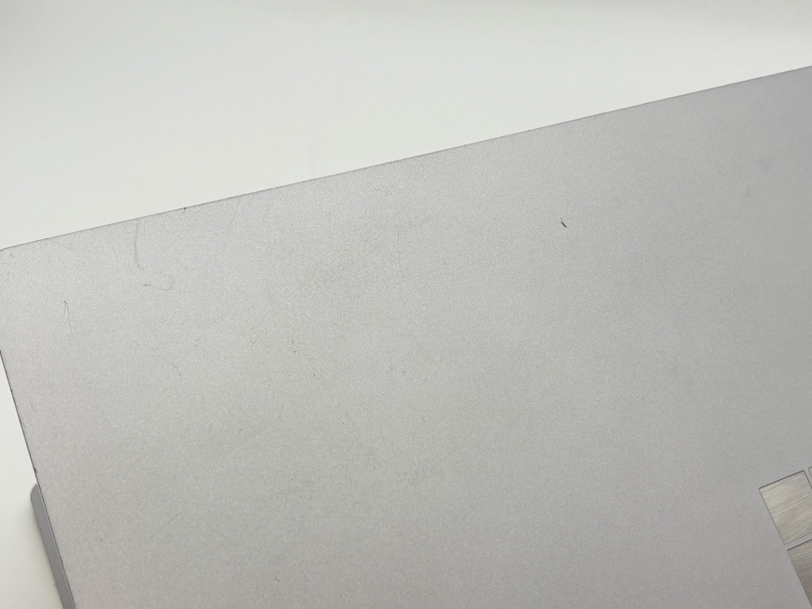 Microsoft Surface Book 3 1899 i7-1065G7 16GB 256GB SSD GTX 1660Ti