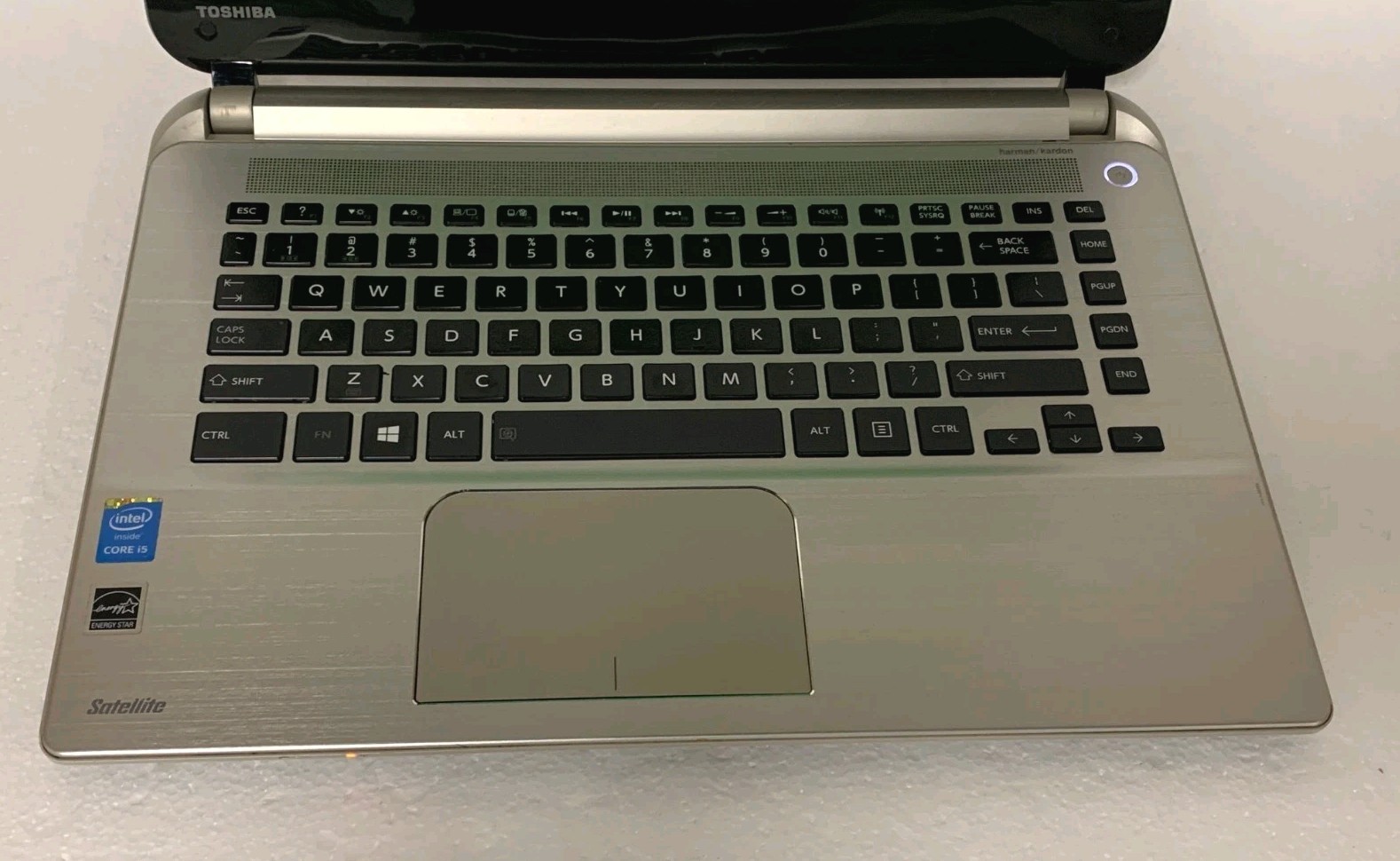Toshiba Satellite E45-B Laptop, Intel Core i5-5200U, 6GB RAM, 800GB HDD, Win 8.1