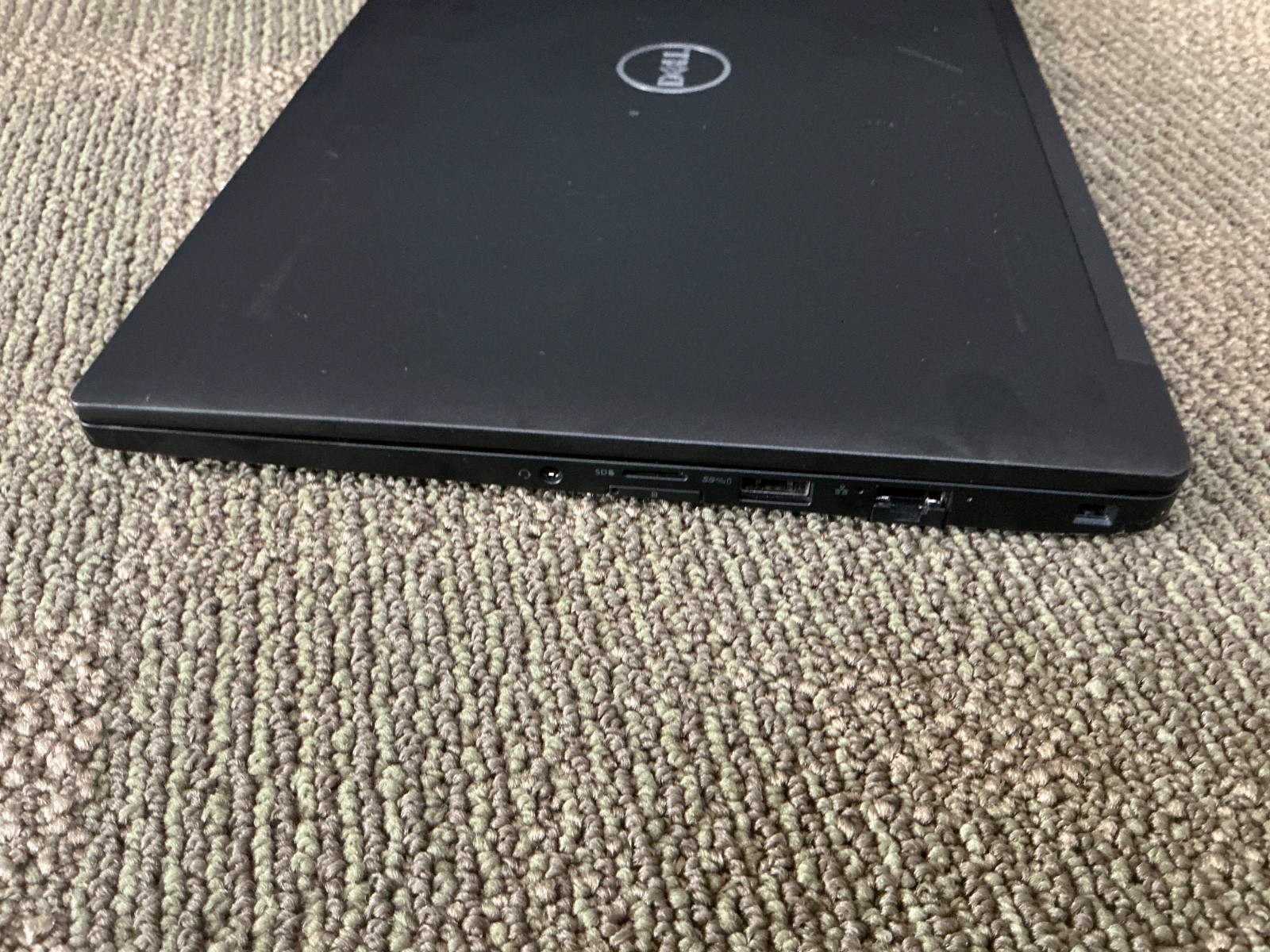 Dell Latitude 7390 13.3″ FHD i7-8650U 8GB RAM 256GB SSD Windows 11 Pro Laptop