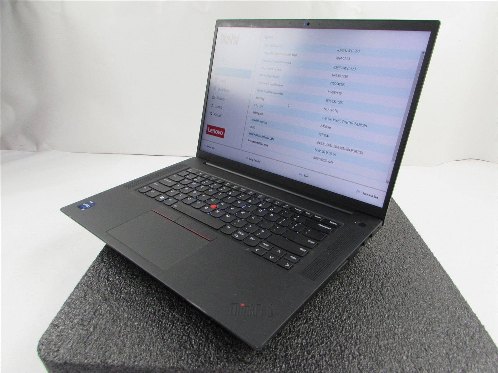 LENOVO THINKPAD P1 (GEN 5) FHD CORE I7-12800H 1TB 32GB RAM RTX A1000 WIN 11
