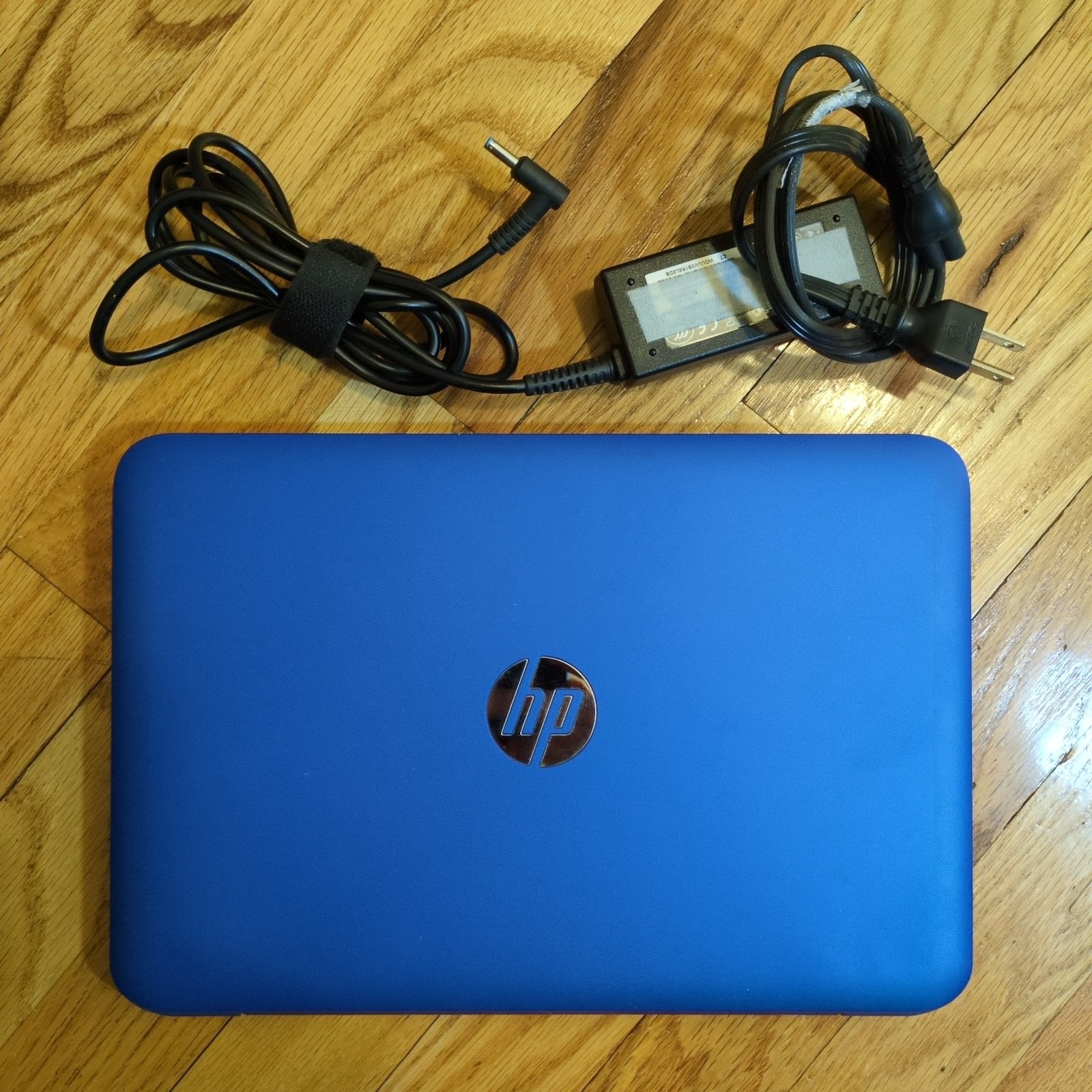 HP Stream 11-d010wm 11.6″ Laptop Intel Celeron-N2840 2GB RAM 2.16GHz 21.3GB HD