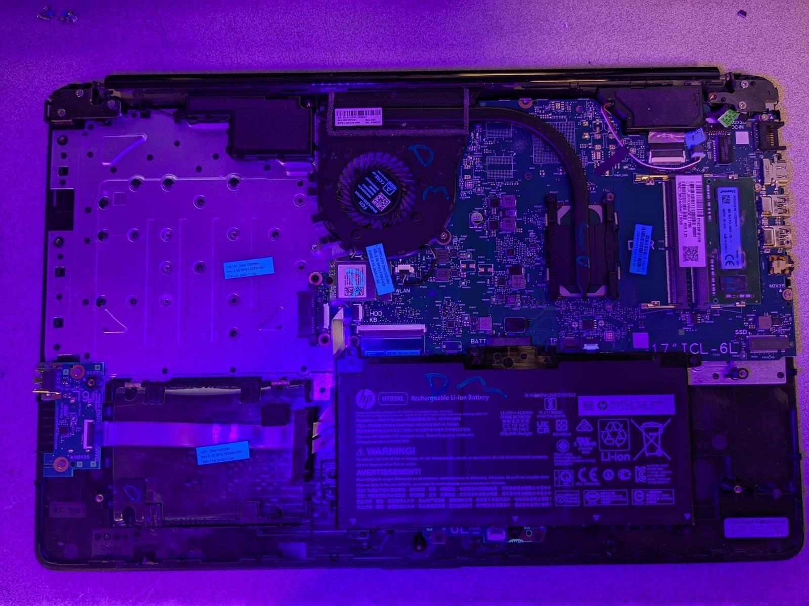HP 17-BY3635CL i3-1005G1 @ 1.20GHz, 4GB RAM, NO HDD/OS