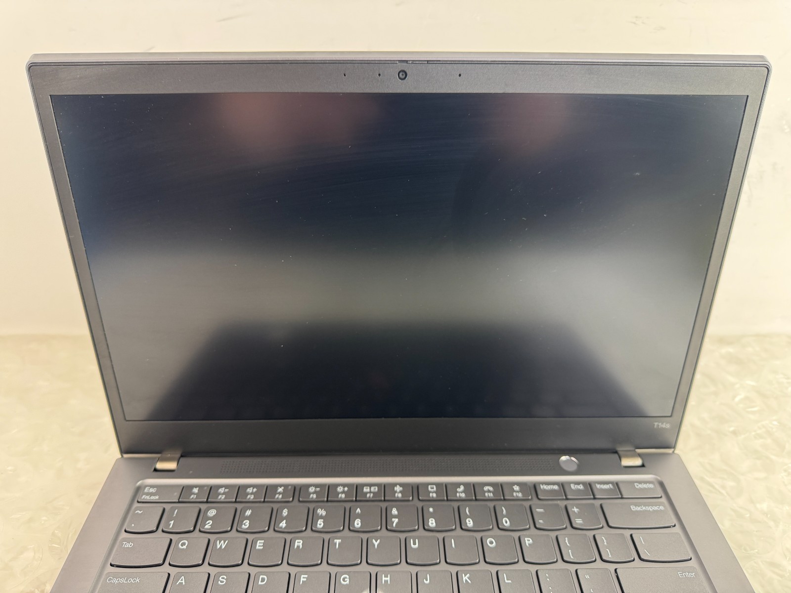 Lenovo ThinkPad T14s Gen 2 i7-1185G7 16GB 256GB SSD 14″ FHD Win 11 Pro