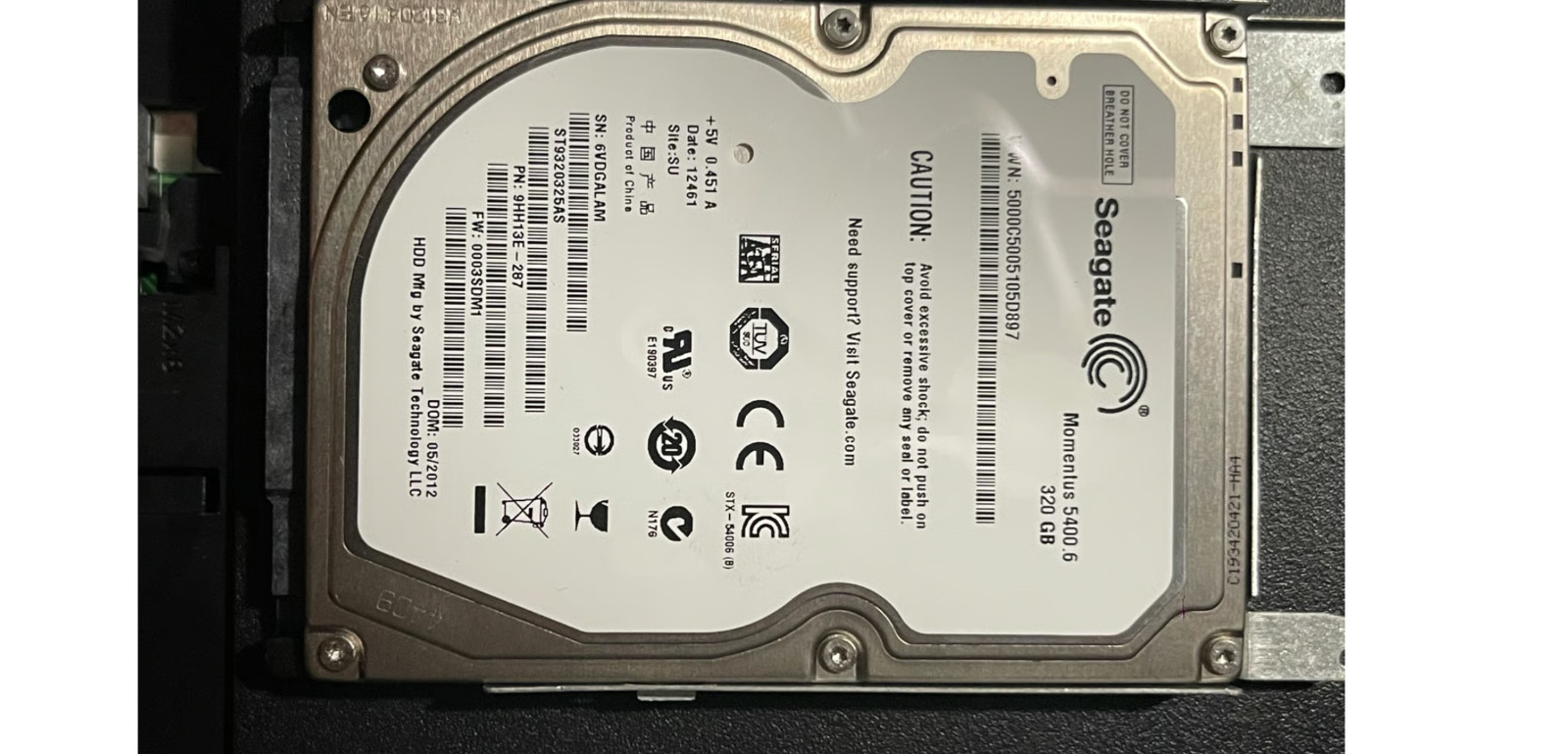 ASUS X44H Intel Celeron B815 1.60GHz RAM: 2GB DDR3 Storage: 320GB