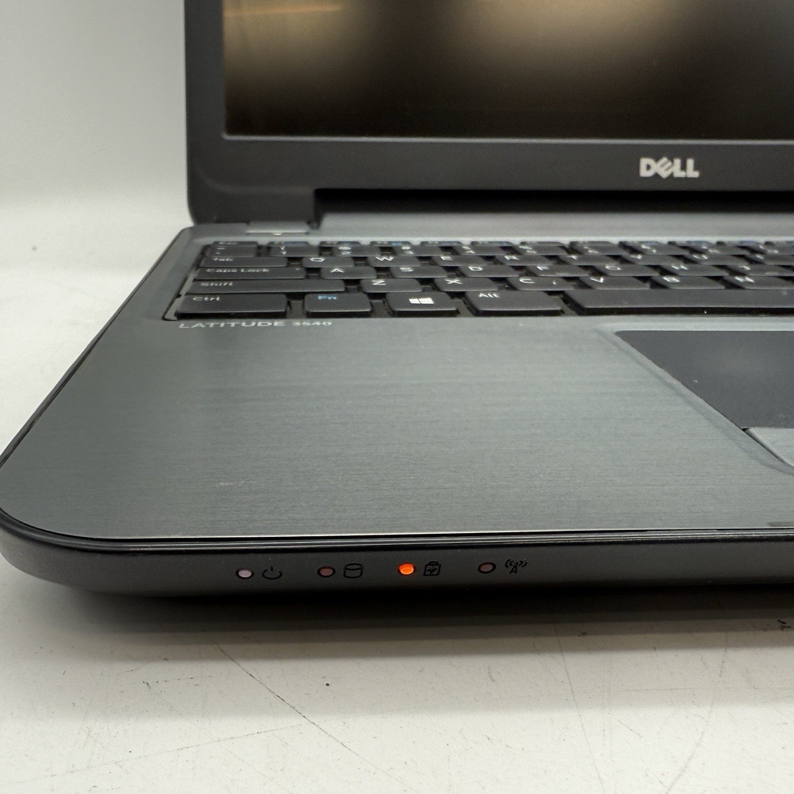 Dell Latitude 3540 Laptop 15.6″ Intel Core i5 – 8GB RAM NO HDD – READ – (L30)