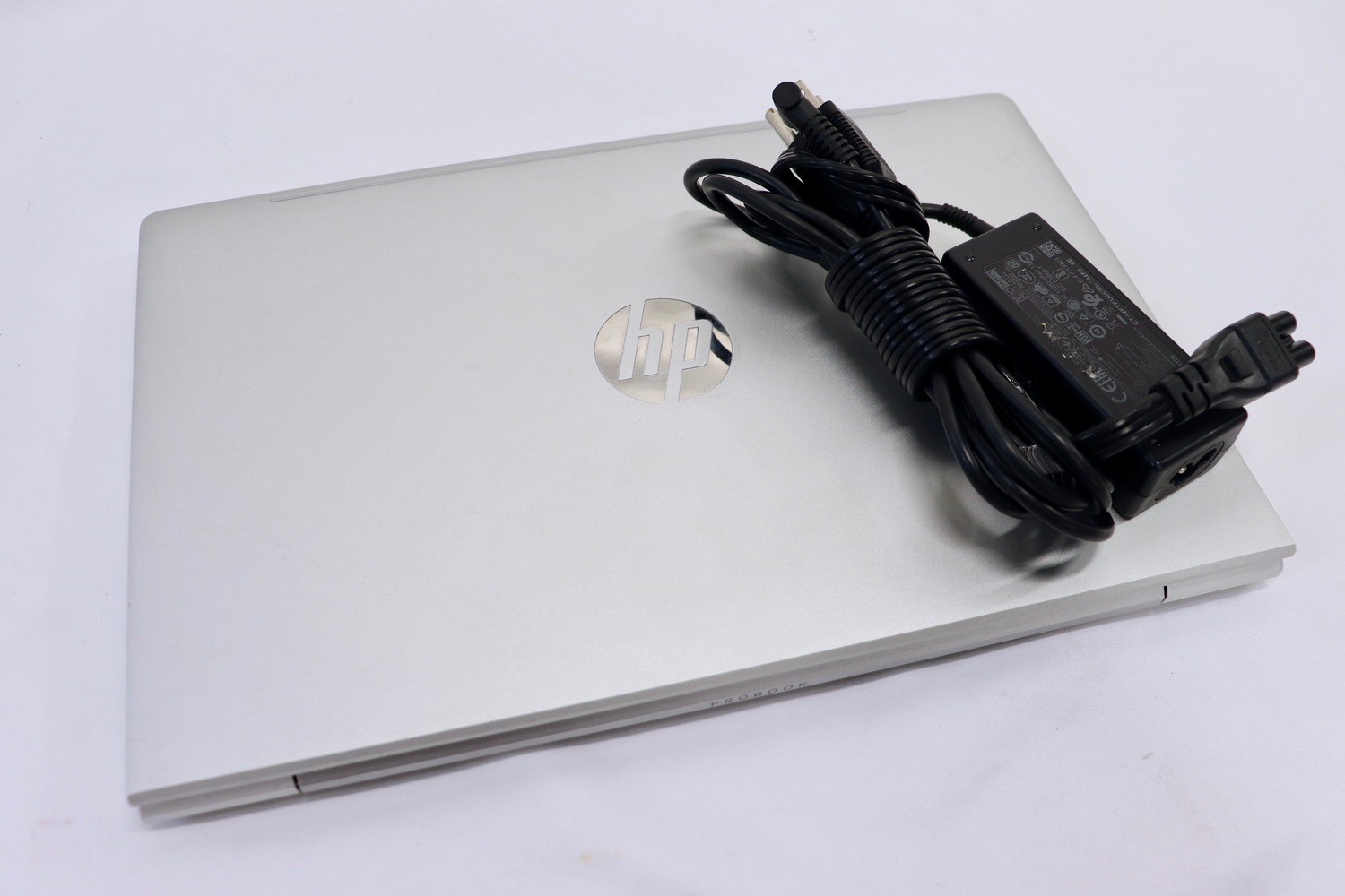 HP ProBook 440 G8 14″ i5-1135G7 16GB 256GB SSD Win11 Pro w/Charger