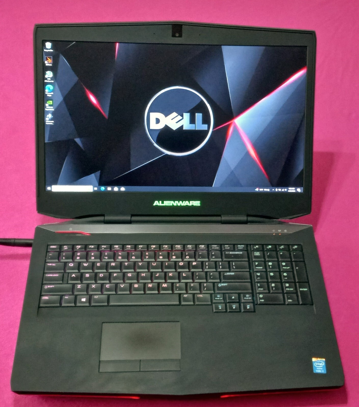 Alienware 17 “Ranger” i7-4900mq 2.8-3.8Ghz 16GB 256GB SSD NVIDIA P4200 FHD AX200