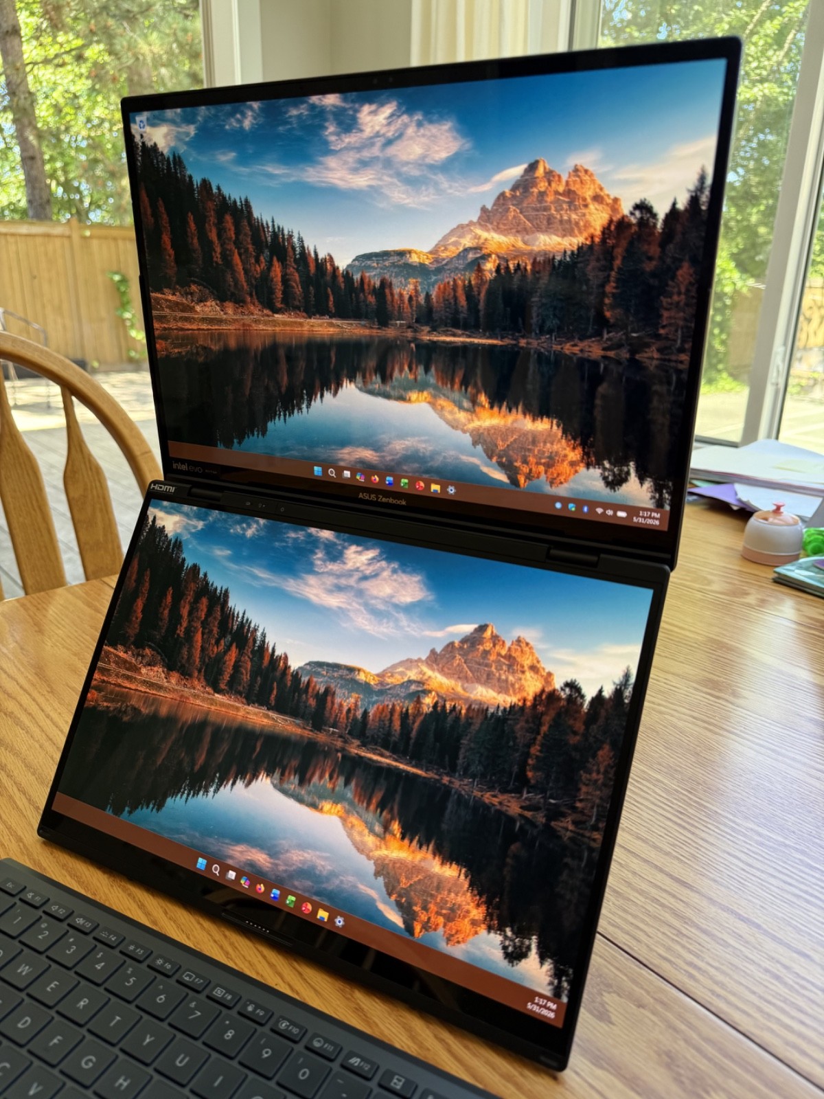 Asus Zenbook Duo 14, Ultra 9-285h, 4TB Evo 990, 32gb Ram, Win 11 Pro, Office ’21