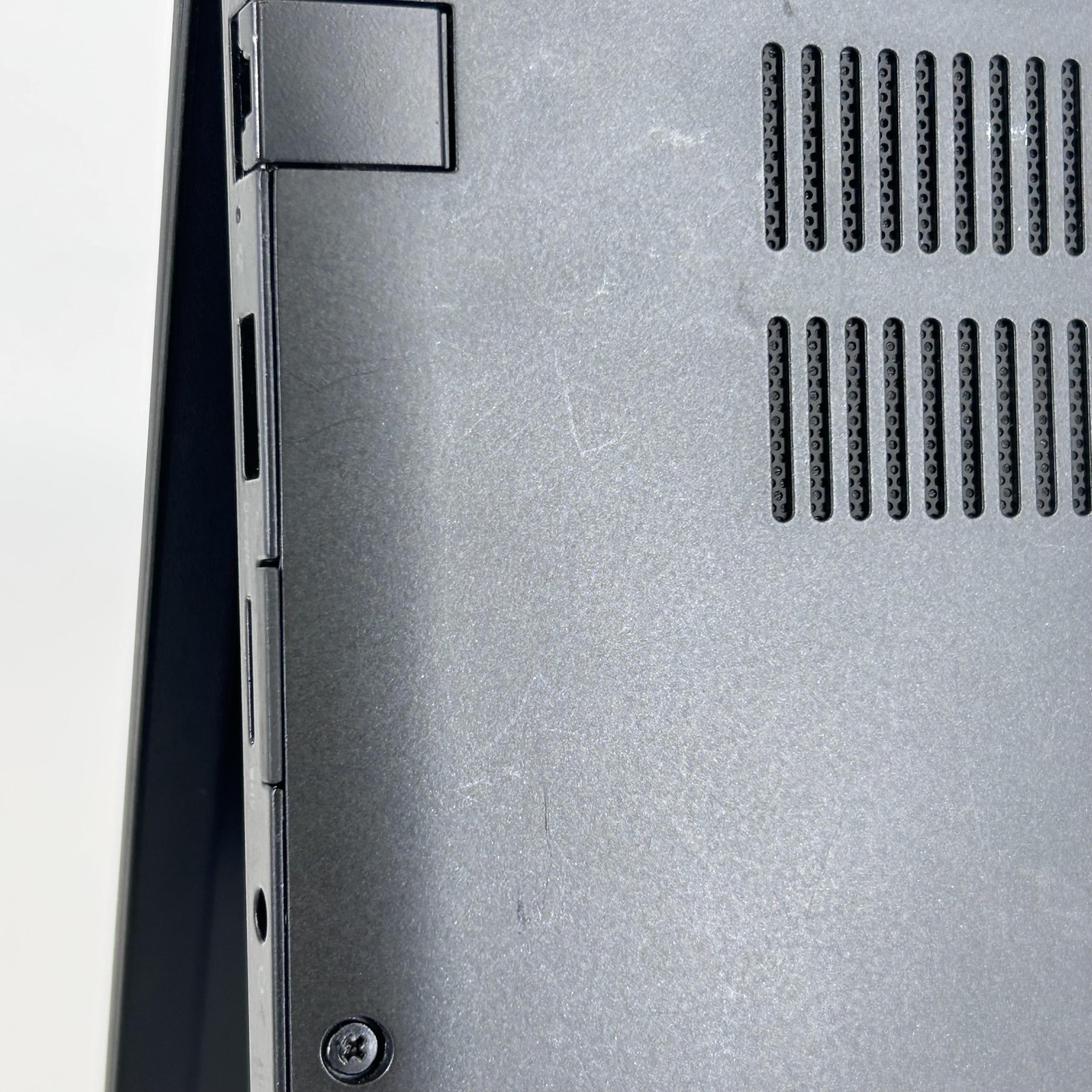 Dell Latitude 7490 14 FHD TOUCH i7-8650U 1.90GHz 16GB 256GB SSD Loose Hinge