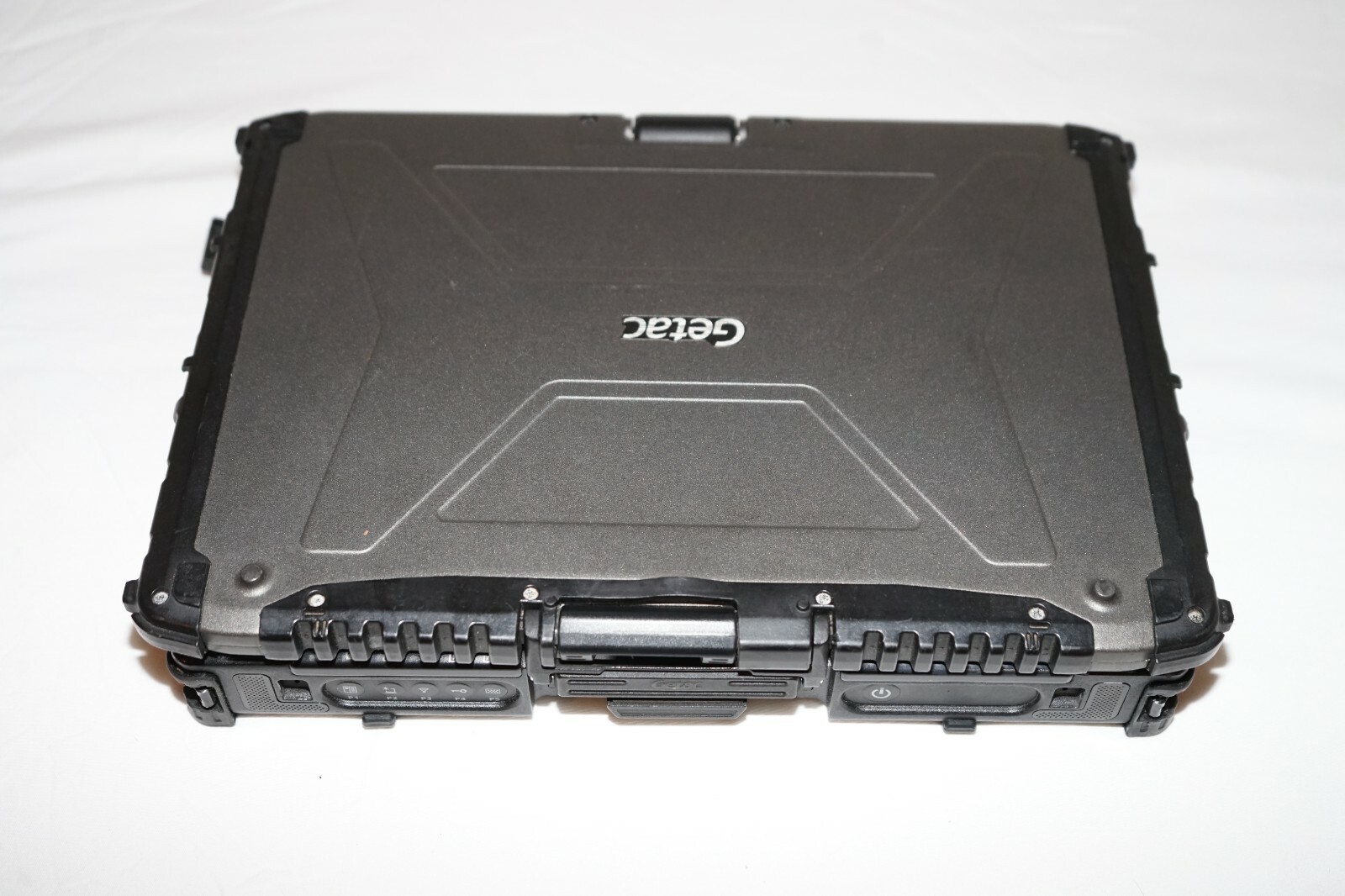 ^ Getac V200-G2 Intel Core i7-3520M @ 2.90GHz 4GB Ram 500GB HD No OS #C1265