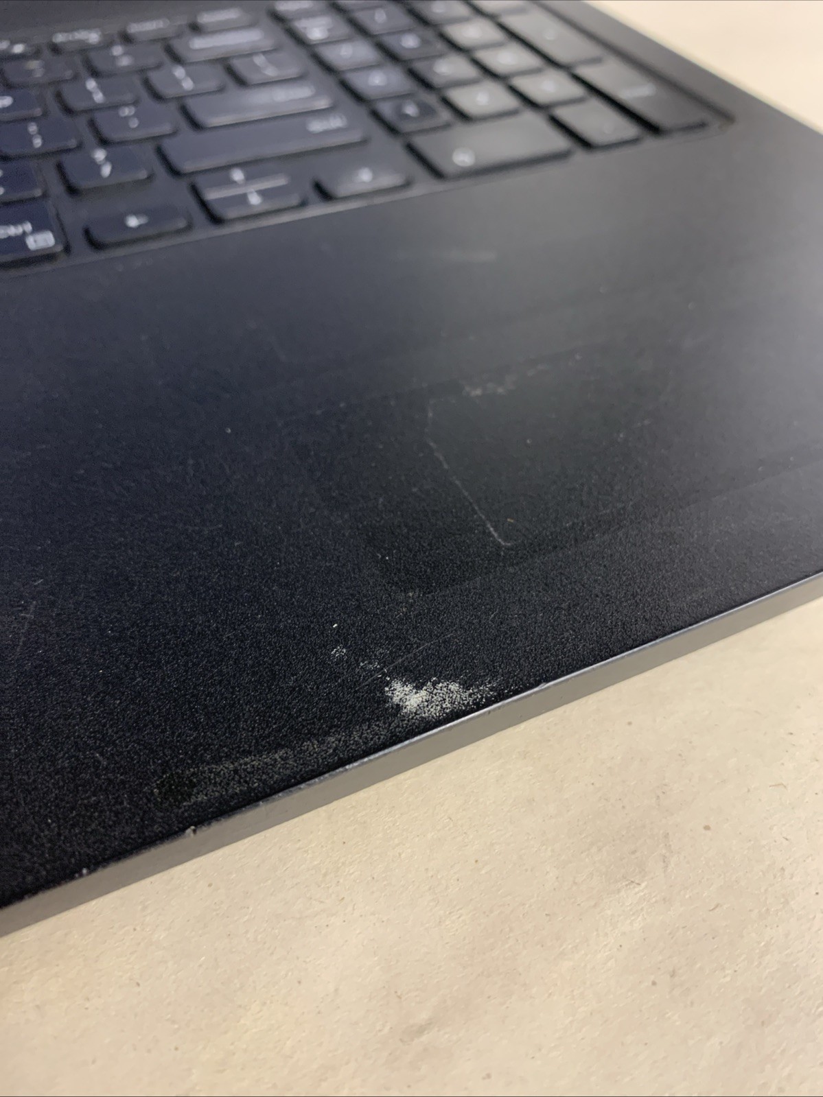 Dell Latitude 3580 15.6″ Laptop i5-7200U 8GB RAM NO HDD | Boot To Bios | DESC