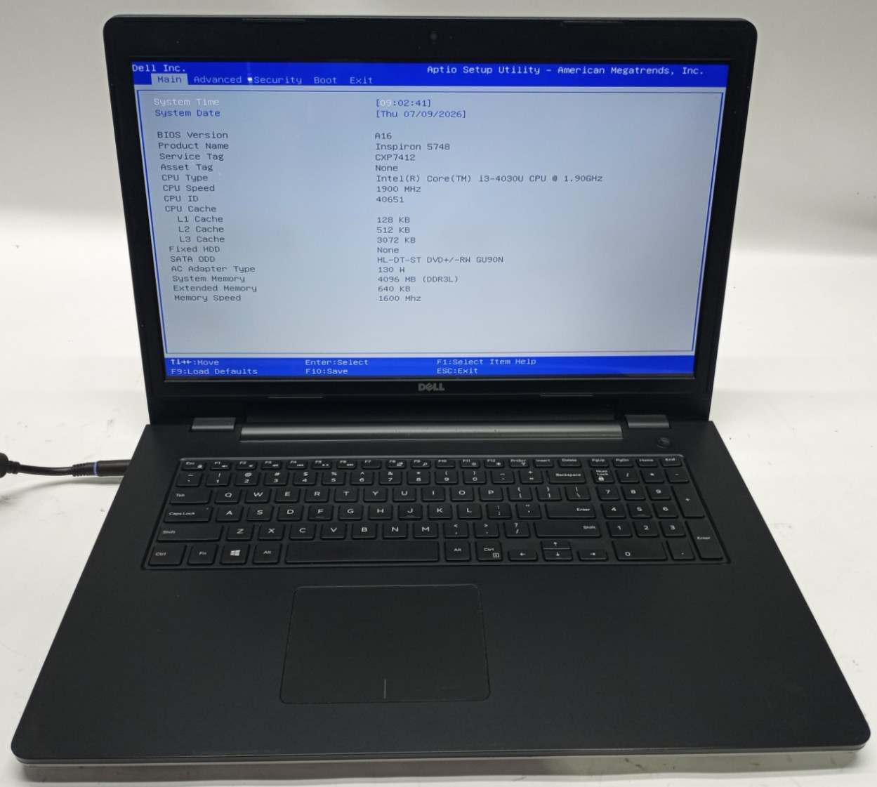 Dell Inspiron 5748 17.3″HD+ i3-4030u@1.90GHz 4GB RAM No HDD/OS/Battery MC728