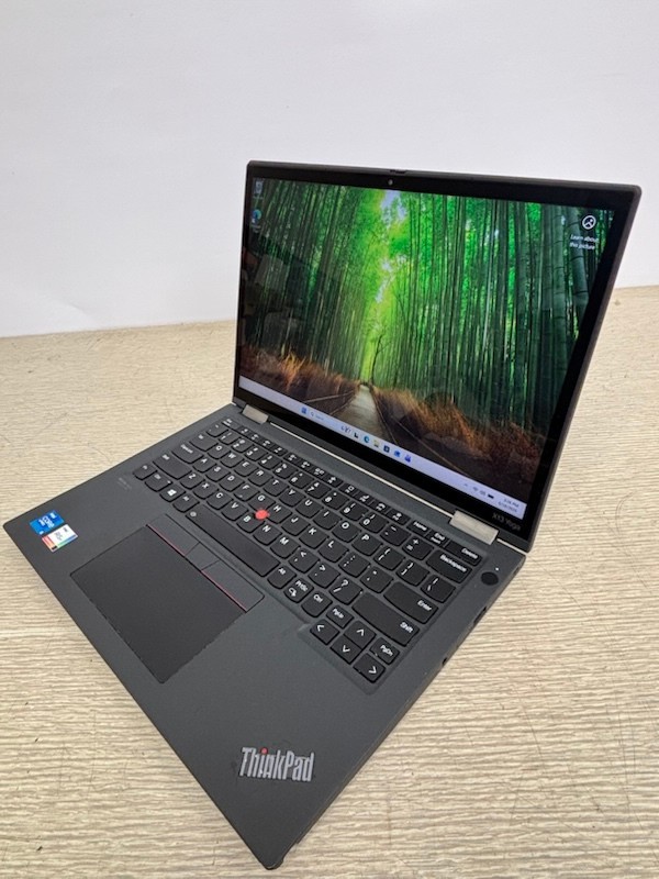 Lenovo ThinkPad X13 Yoga 13″ Touch i5-1145G7 16GB 256GB SSD W11Pro ~Screen issue