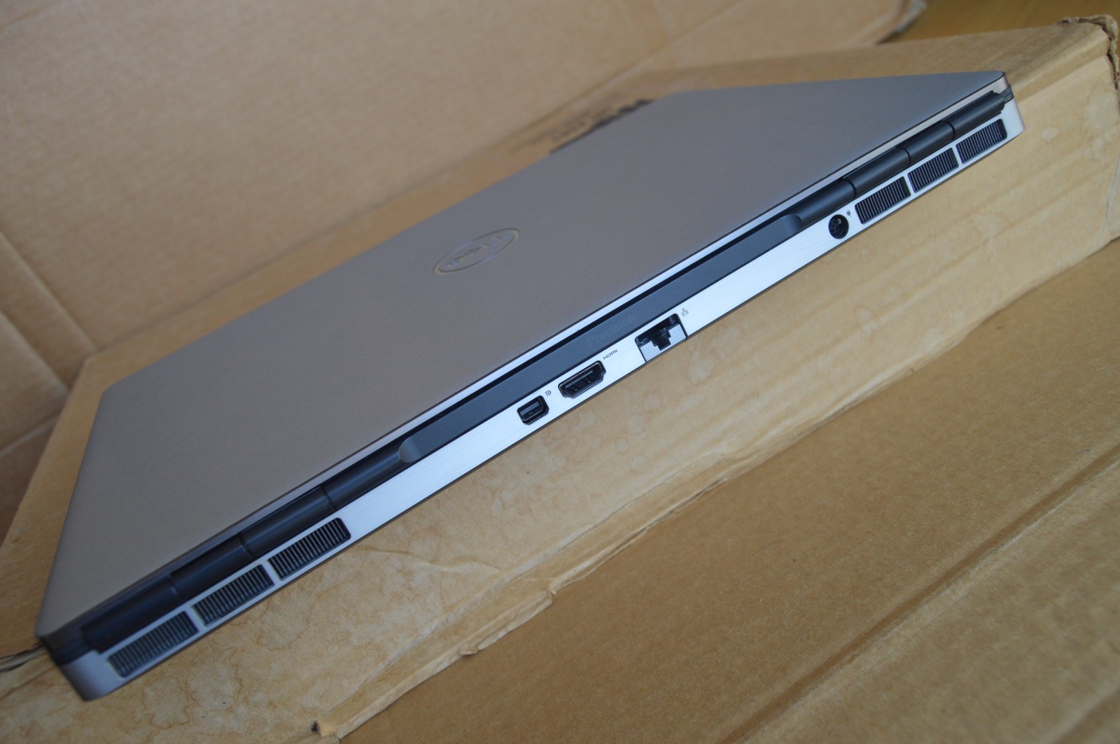 DELL PRECISION 7560 15.6″ FHD i9-11950H 128GB RAM 512GB SSD RTX A2000