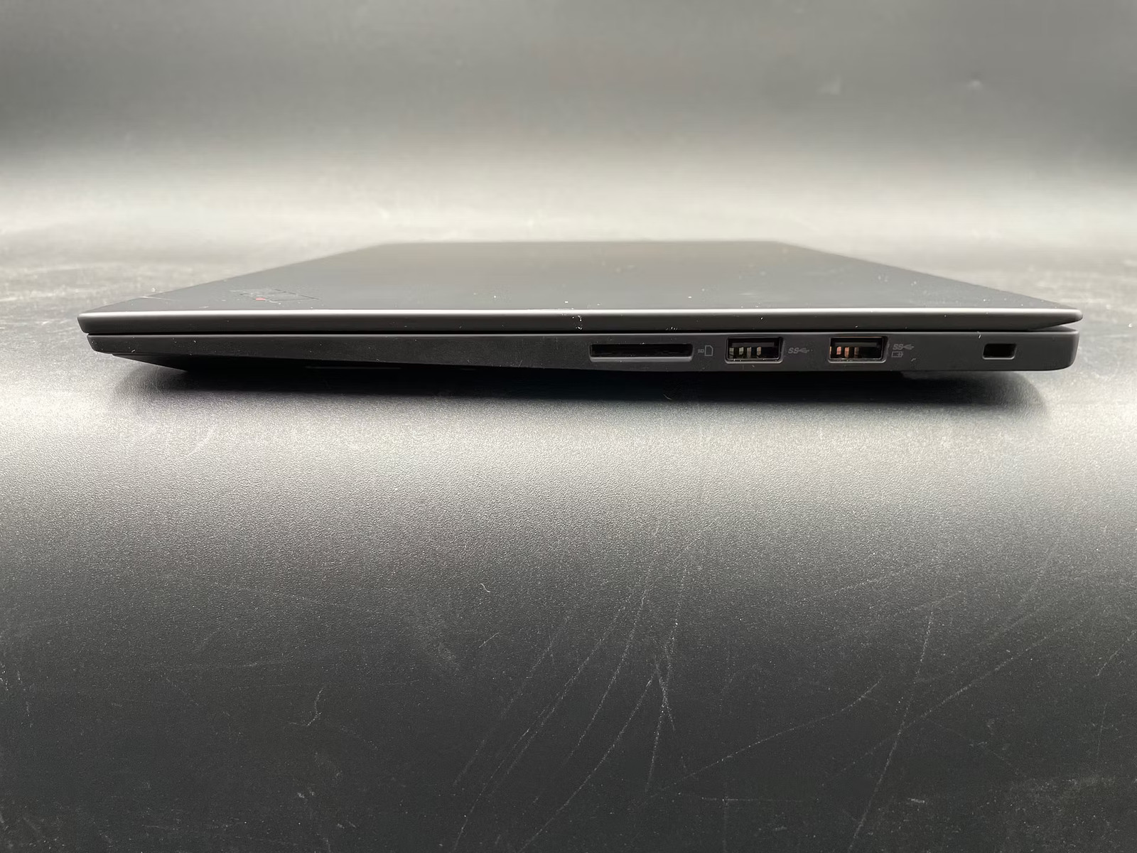 Lenovo ThinkPad P1 Gen 3 Used 15.5″ (i7-10850H-16GB-1000GB / 512GB NVMe)