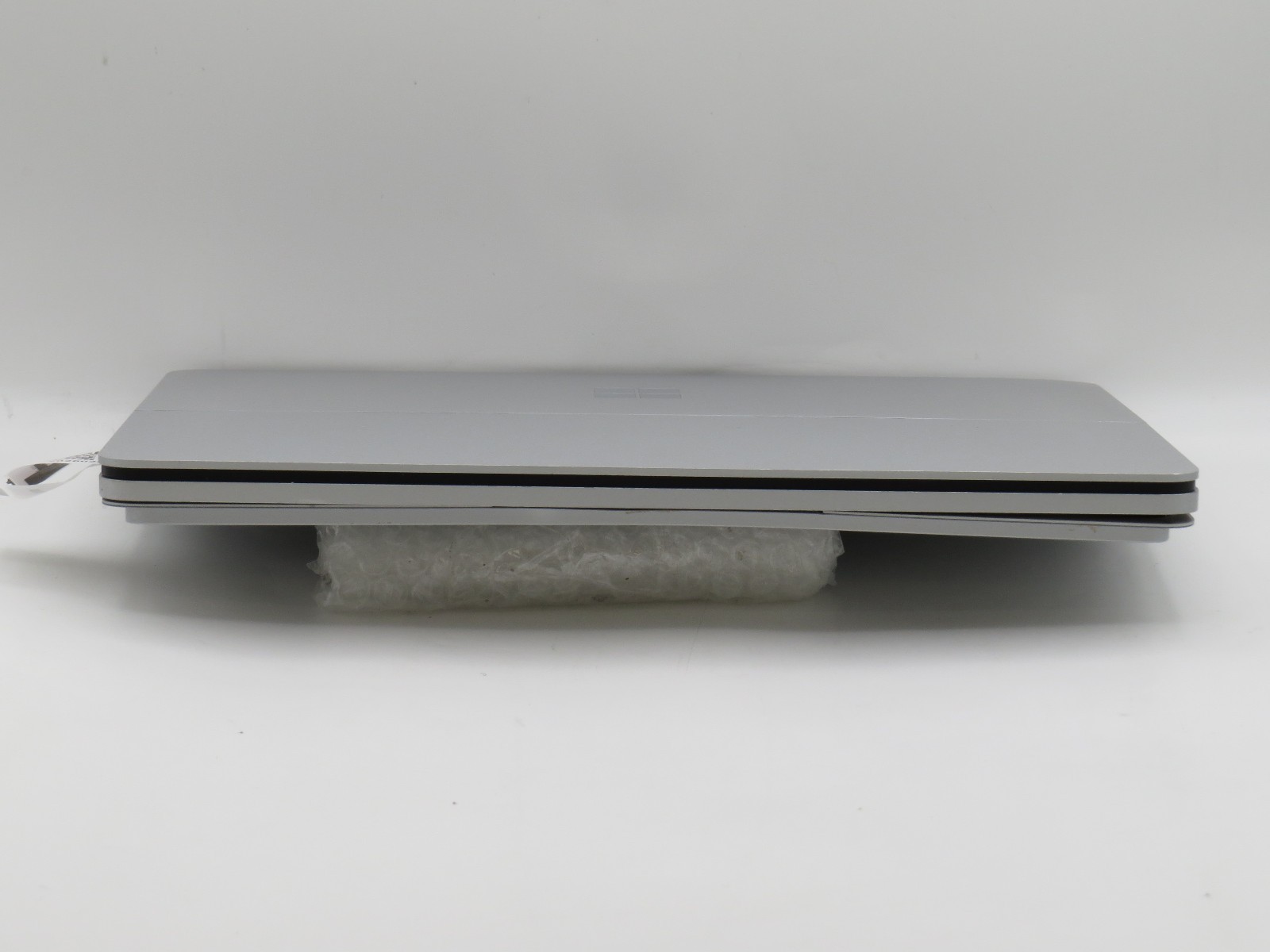 i7-11370H @ 3.3GHz 32GB DDR4 RTX 3050 Ti 14″ touch No HDD/OS/AC *REPAIR*