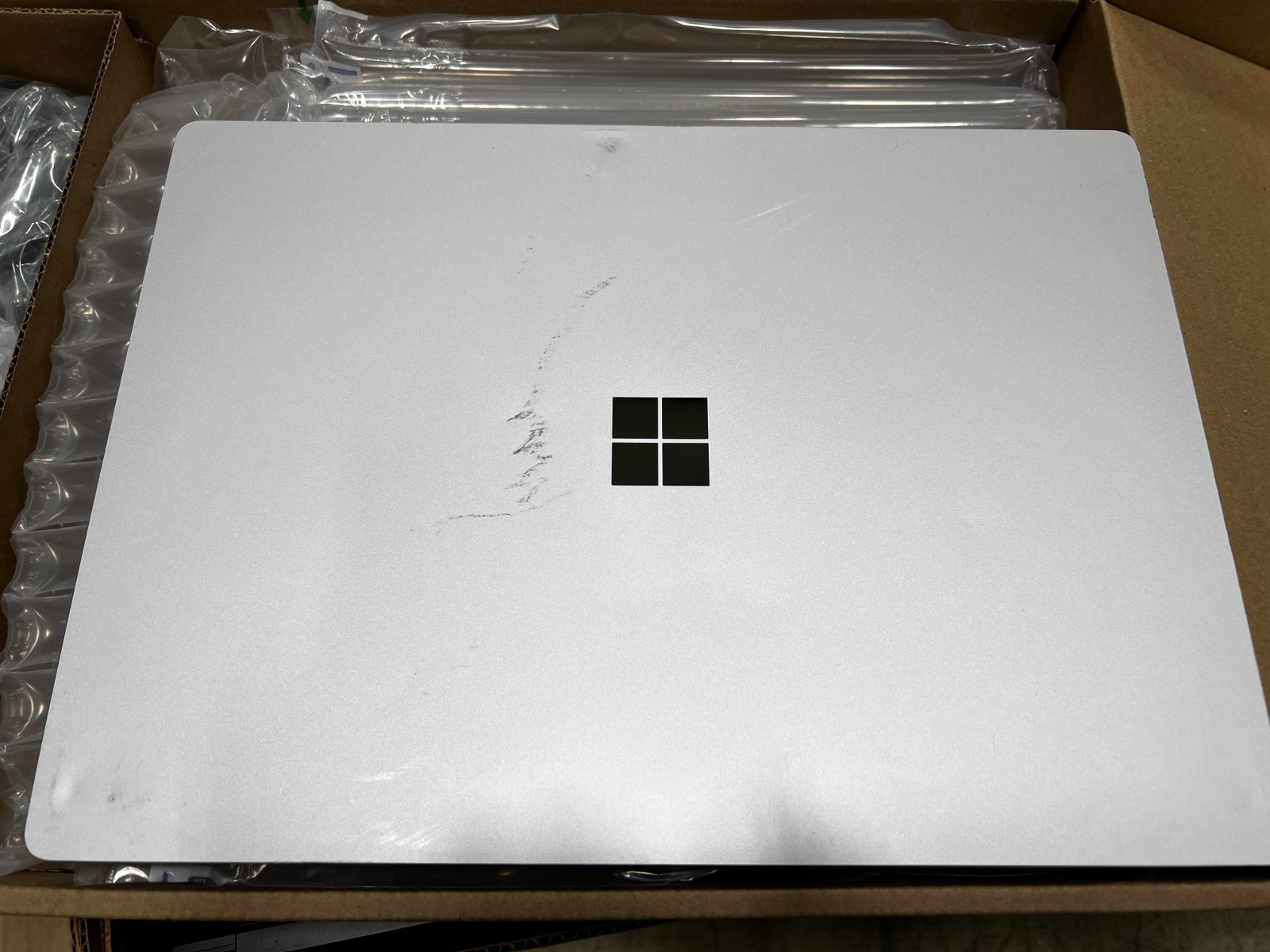Microsoft Surface Laptop 3 15″ Touch Intel i7-1065G7 16GB 256GB SSD – Silver