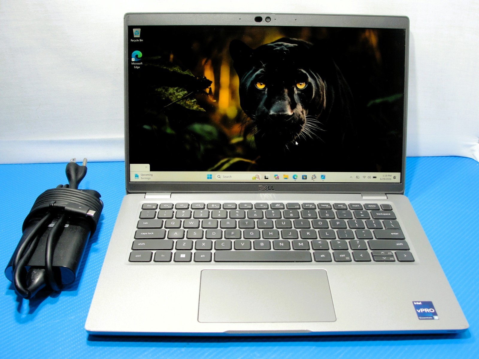 Dell Latitude 5430 14″ FHD i5-1235U 1.3GHz 4G LTE 16GB 256GB SSD W11Pro + PA