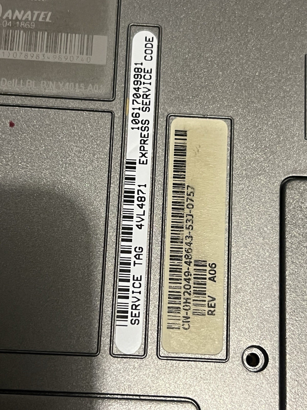 Dell Latitude D505 Laptop Intel Pentium M 1.6GHz 1280MB RAM No HDD/OS