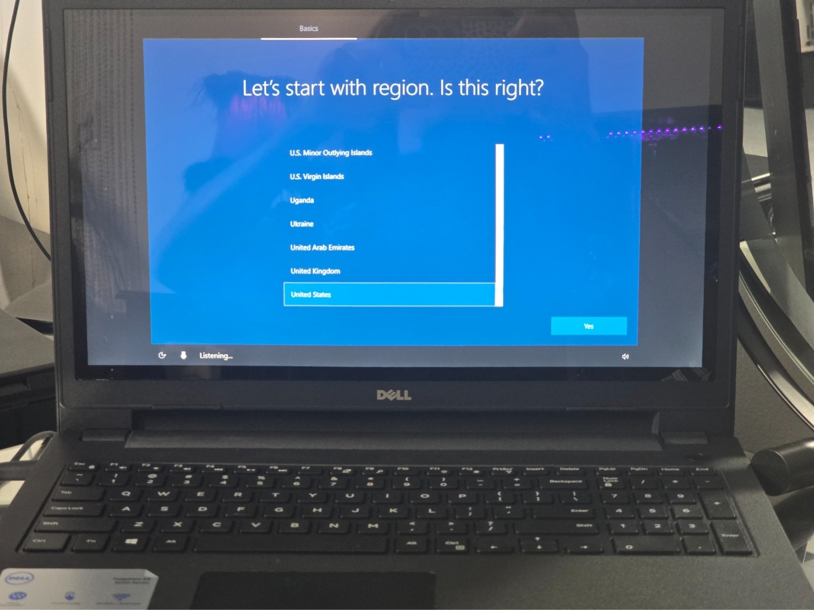 Dell Inspiron 15 3567 15.6″ (1TB, Intel Core i3 7th Gen., 2.70GHz, 8GB) Laptop –