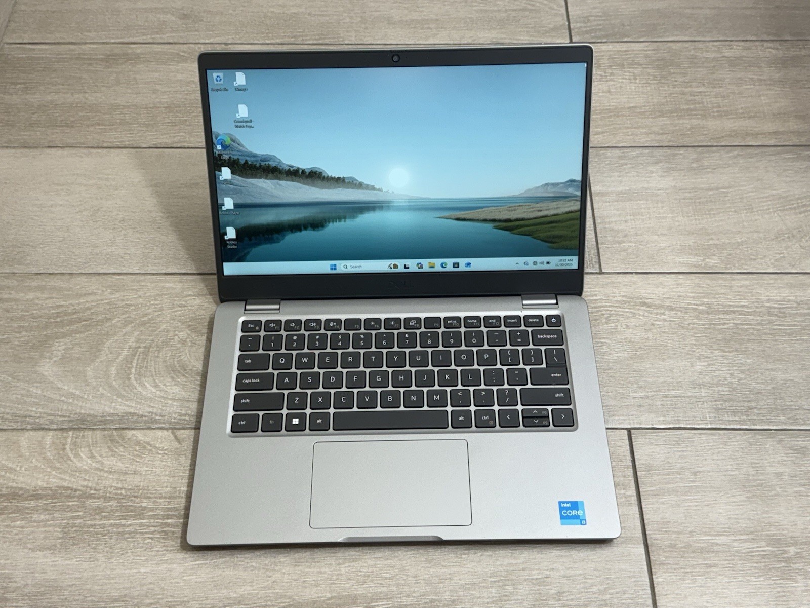 Dell Latitude 3340 13.3″ Core i3-1215U 8GB Ram 256GB SSD Gray Win-11 Laptop