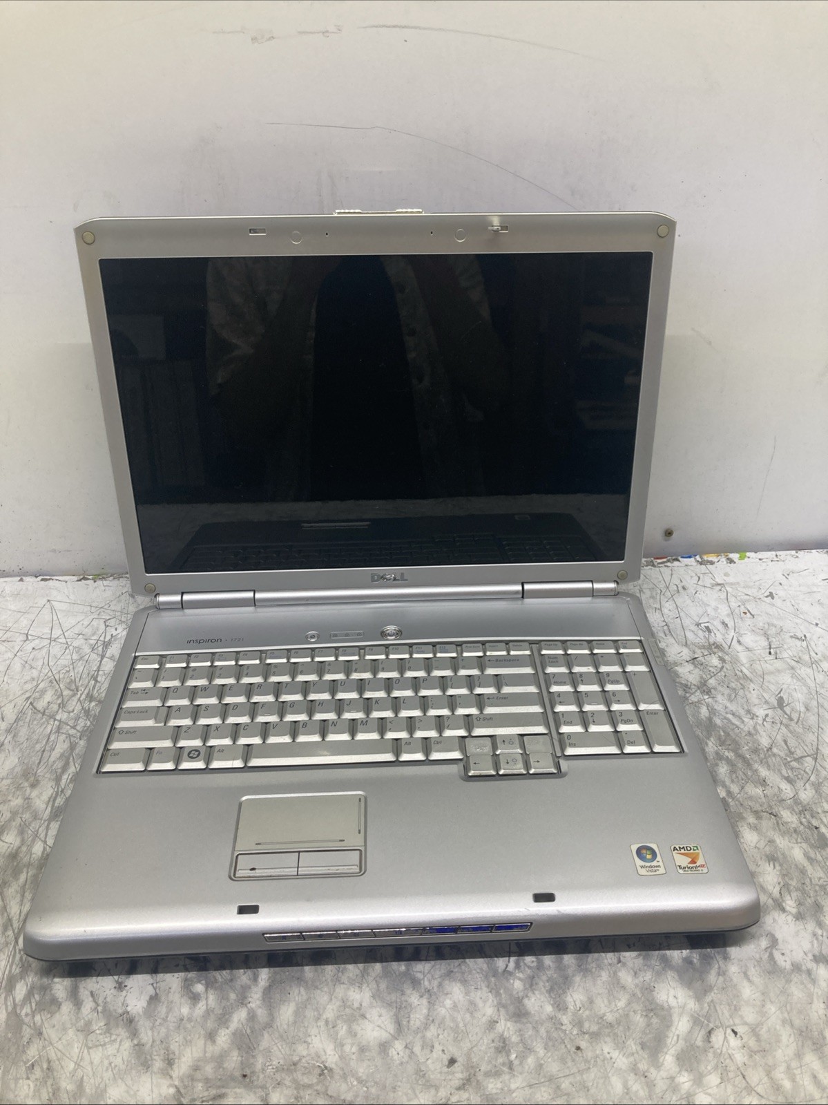 Dell Inspiron 1721 AMD Dual-Core 1.8GHz 4 GB NO HDD Boot to BIOS
