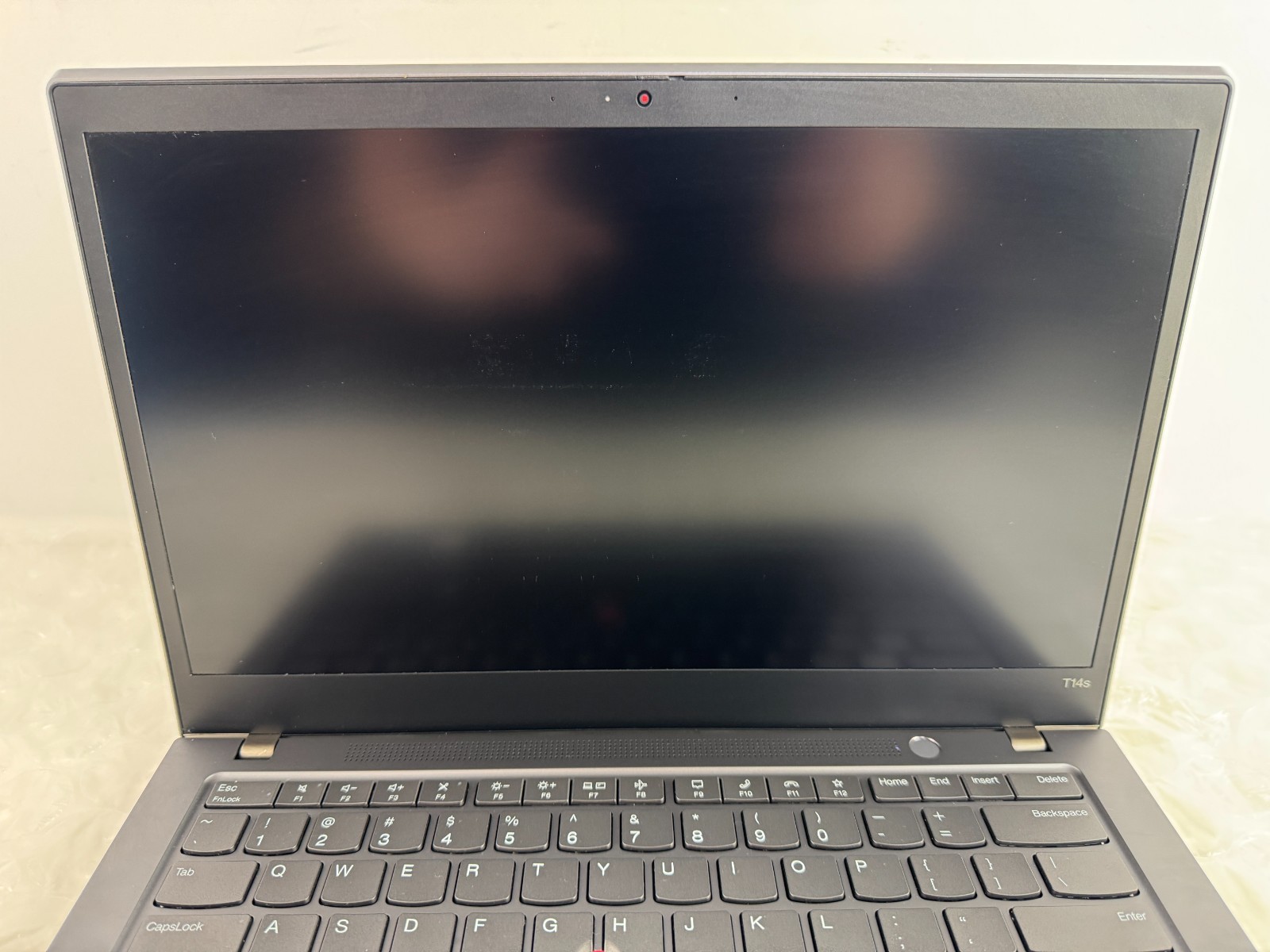 Lenovo ThinkPad T14s Gen 2 i7-1185G7 16GB 256GB SSD 14″ FHD Win 11 Pro