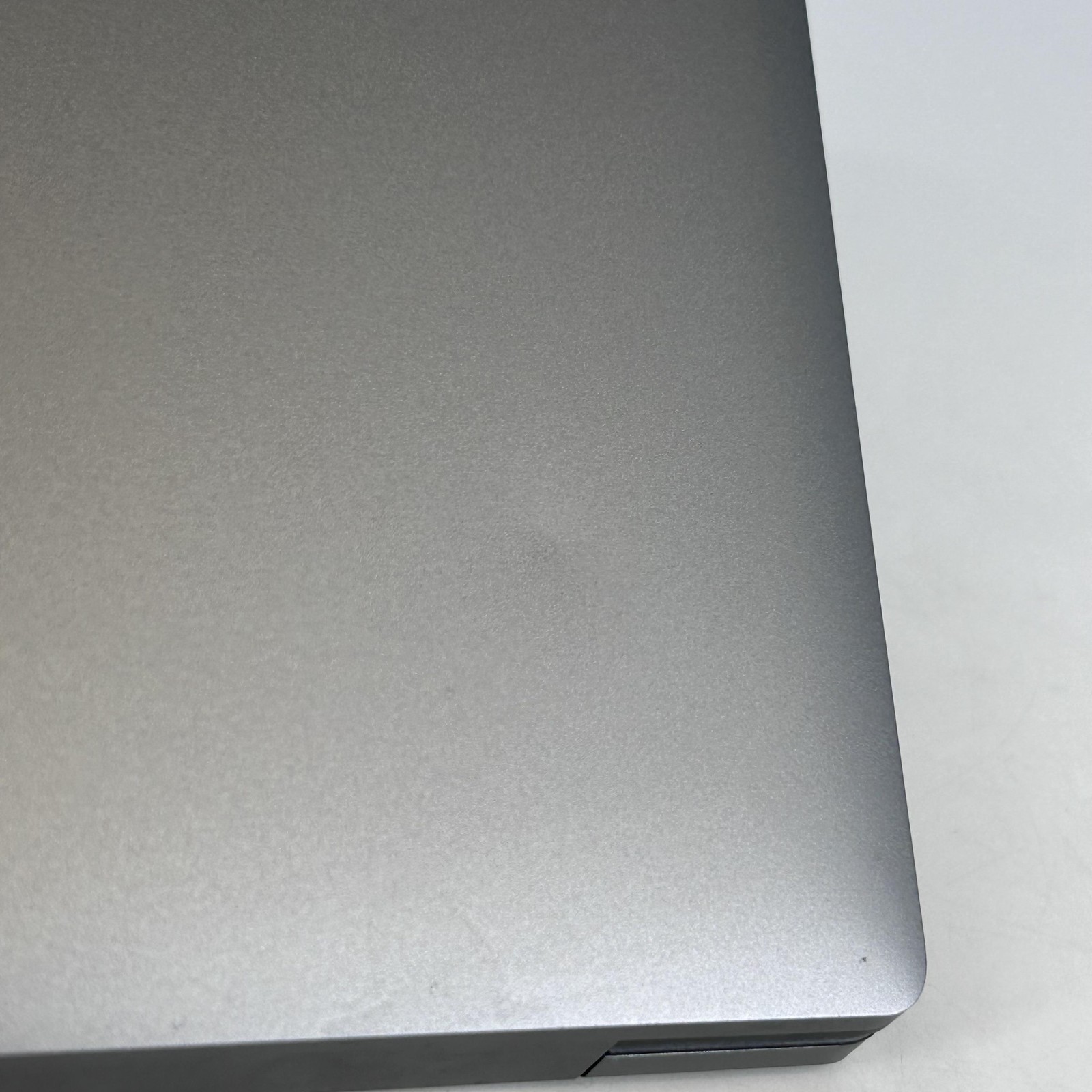 Dell Precision 5680 16 FHD+ 2.6 GHz i9-13900H 64GB 1TB RTX 4000 Ada – Very Good