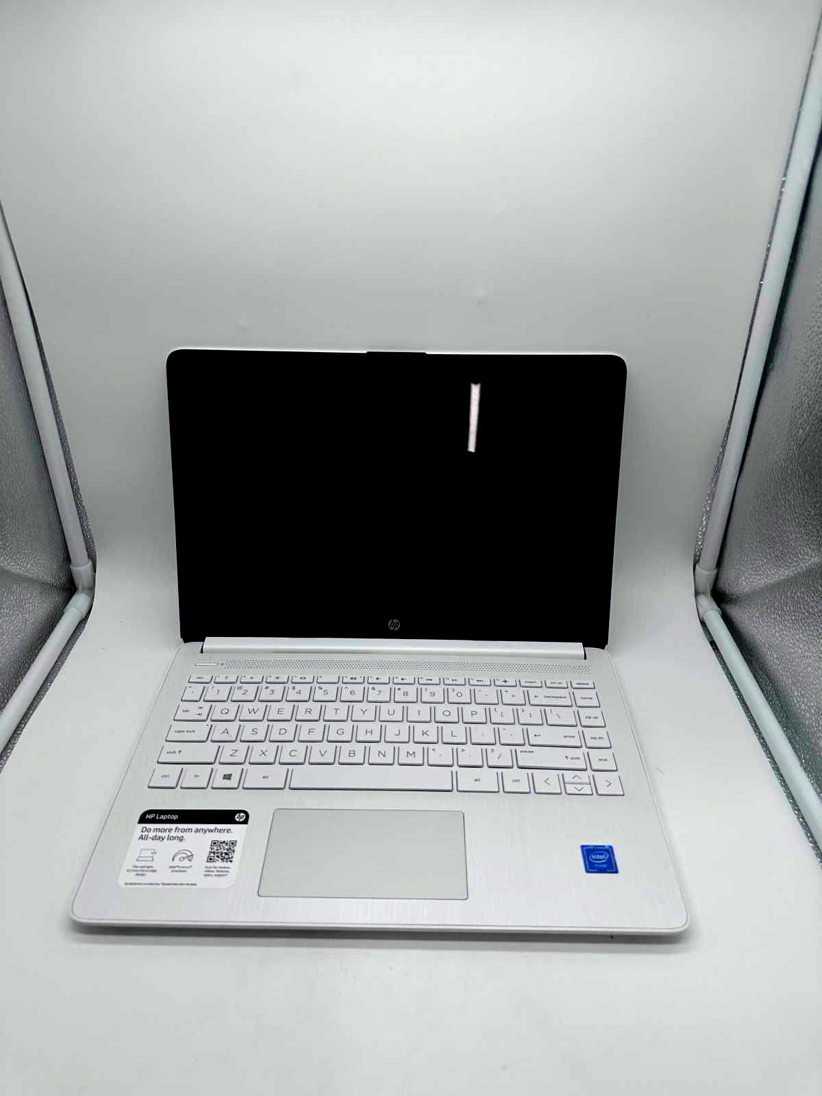 HP (14-DQ0070NR) Intel Celeron N4020 1.1GHz – 64GB SSD – 4GB RAM – “PARTS”