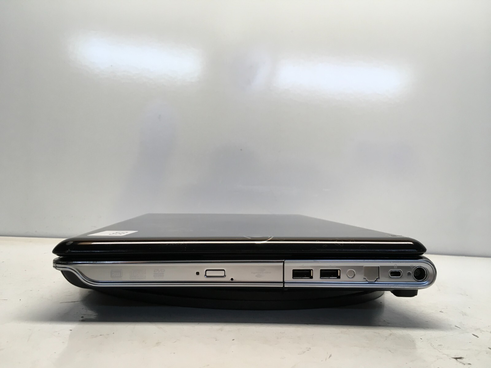 HP Pavilion DV6-1200 Intel Core 2 Duo T6500 2.1GHz 4 GB NO HDD No Batt