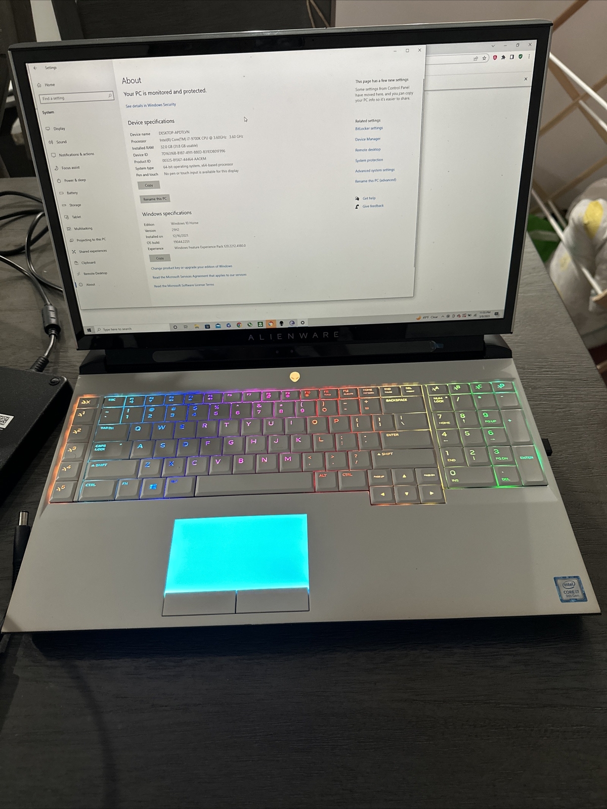 Alienware Area 51m R1 Core i7-9700K 3.6GHz RTX 2070