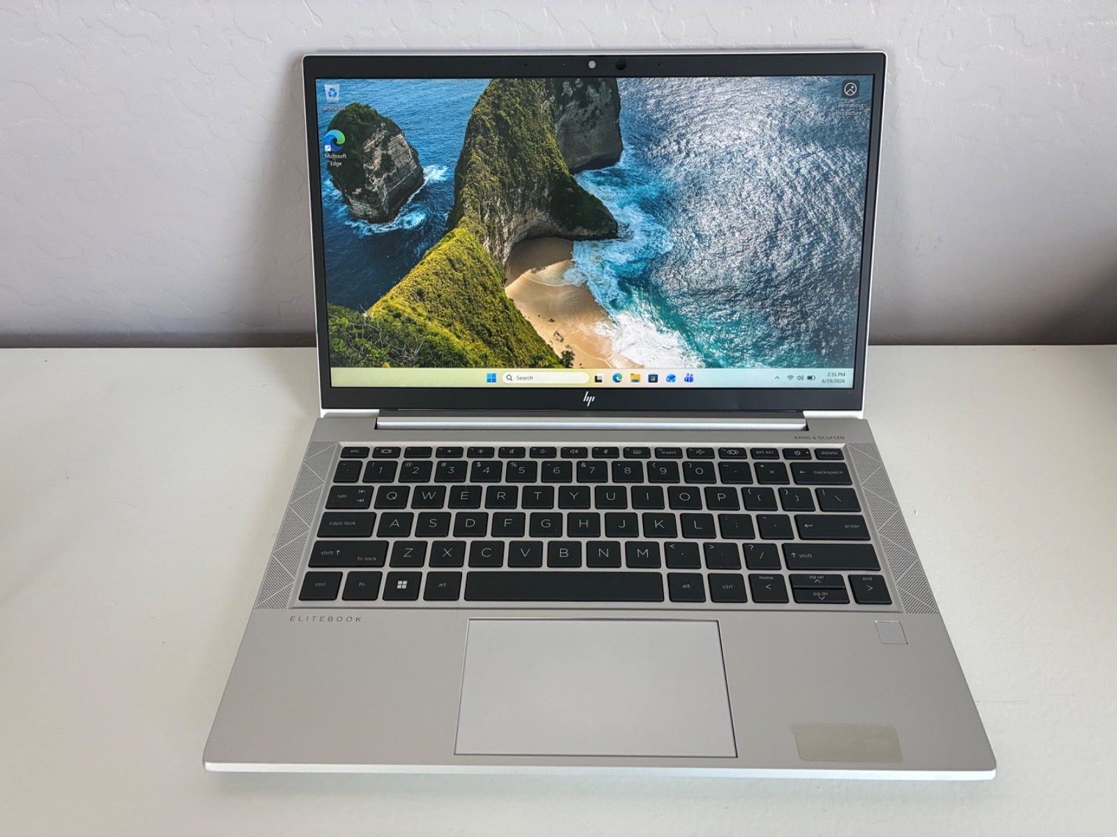 HP EliteBook 835 G8 13′ AMD Ryzen 7 PRO 5850U 512GB NVMe 16GB RAM