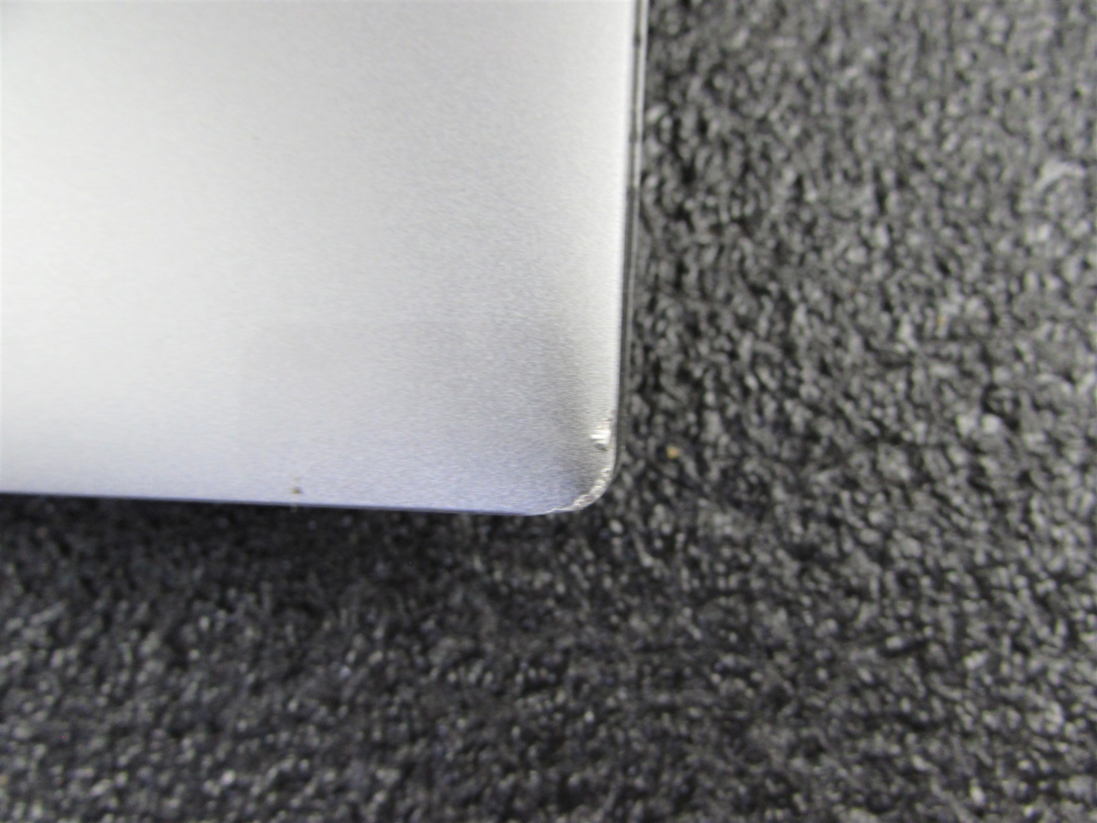 DELL PRECISION 5550 1920X1200 FHD CORE I7-10875H 512GB SSD 64GB RAM T2000 NO O.S