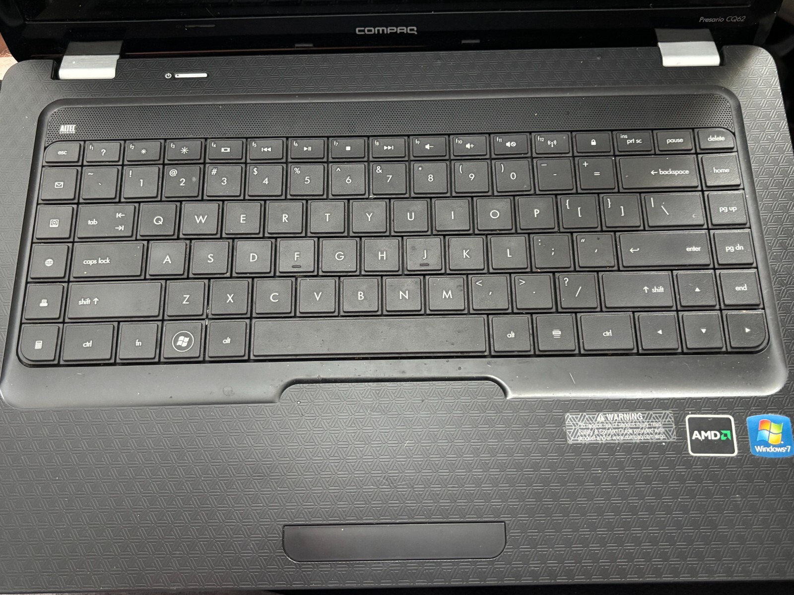 HP Compaq Presario CQ62 15.6 WINDOWS 10P Intel Celeron 900 3gb Ram 256 SSD