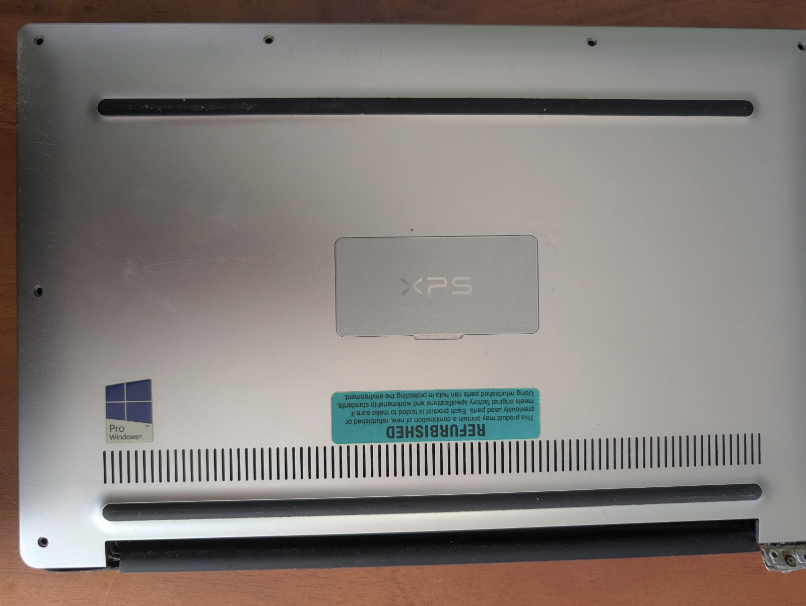 Dell XPS 13 9350 13.3″ Touchscreen Laptop – FOR PARTS ONLY – No Power, No SSD