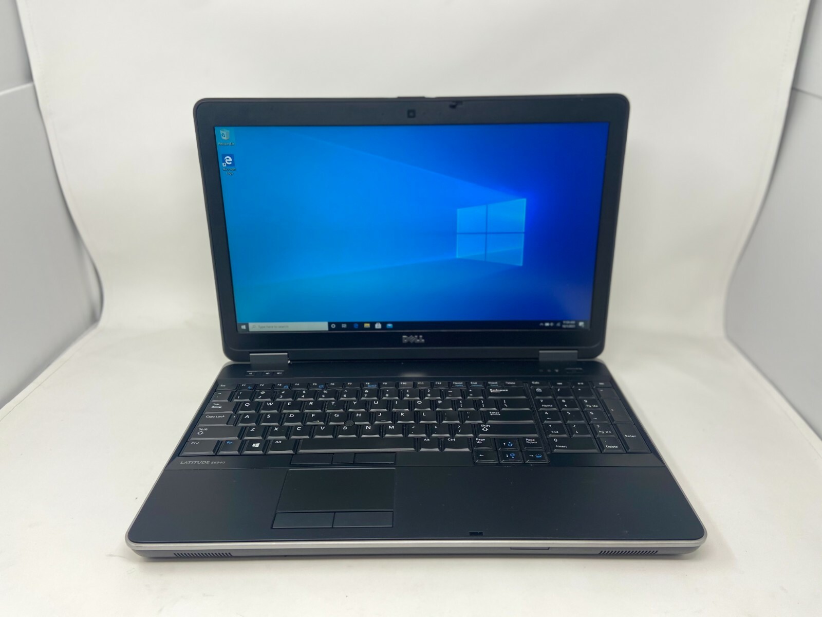 Dell Latitude E6540 15″ Core i5-4310M 2.7GHz 16GB 500GB Webcam Win 10 Laptop