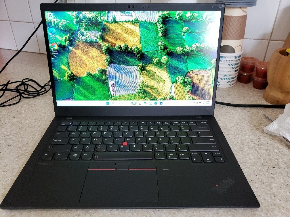 LENOVO THINKPAD X1 CARBON GEN 7 INTEL CORE i7-8665U 512GB SSD 16GB RAM WIN11H