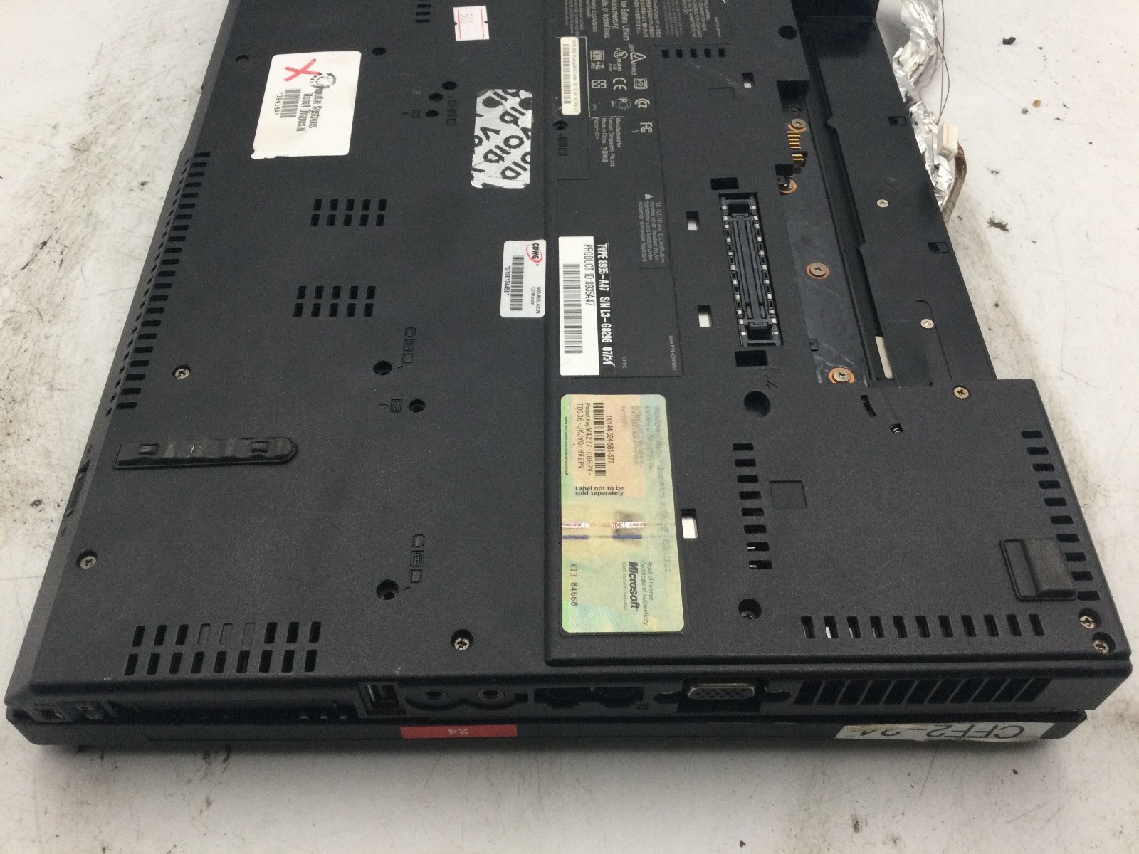 LENOVO THINKPAD R61 – FOR PARTS – DAMAGED SCREEN/LID – READ DESCRIPTION – BB