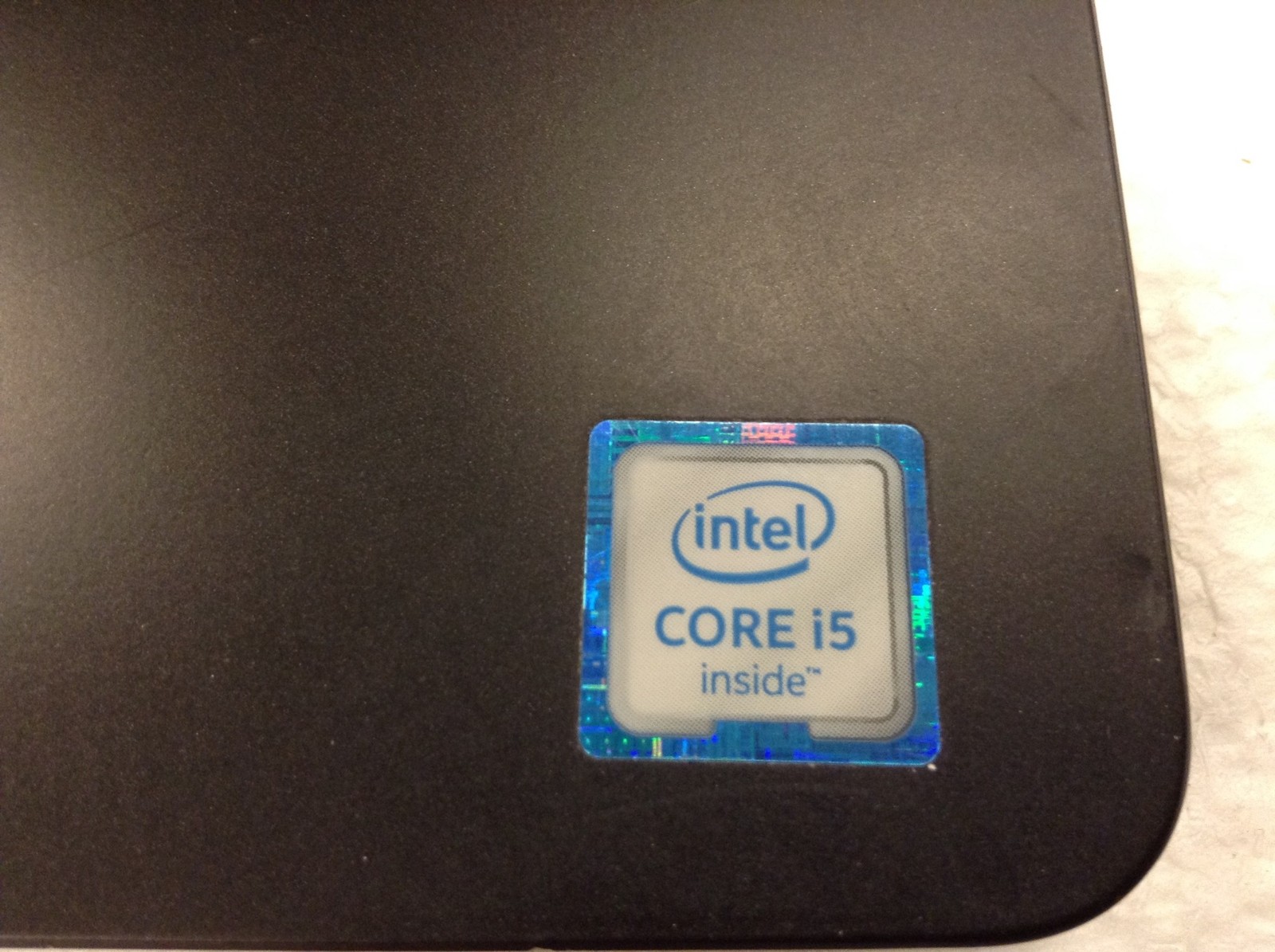 Dell Latitude E5570 Laptop i5-6300U 2.40Ghz 15.6″ No RAM/HDD NO POWER AS-IS