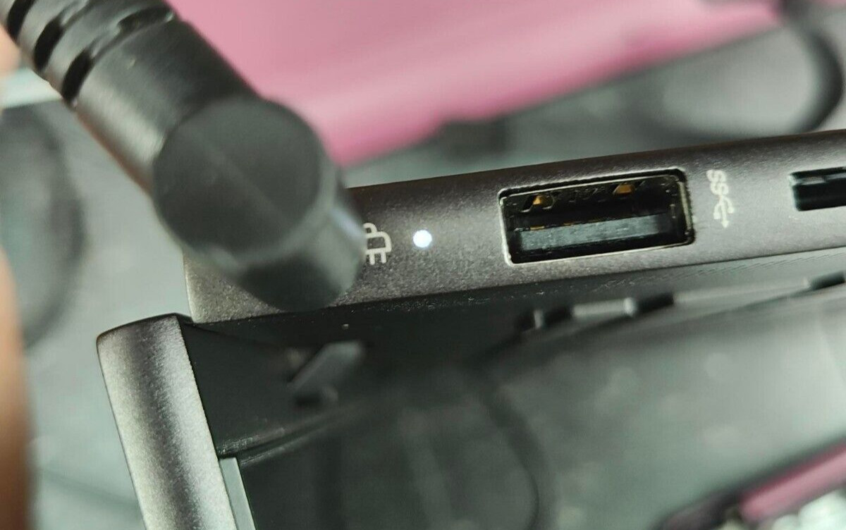 HP ENVY x360 Laptop AMD Ryzen 7 5000 series / No power / Not boot / PARTS ONLY