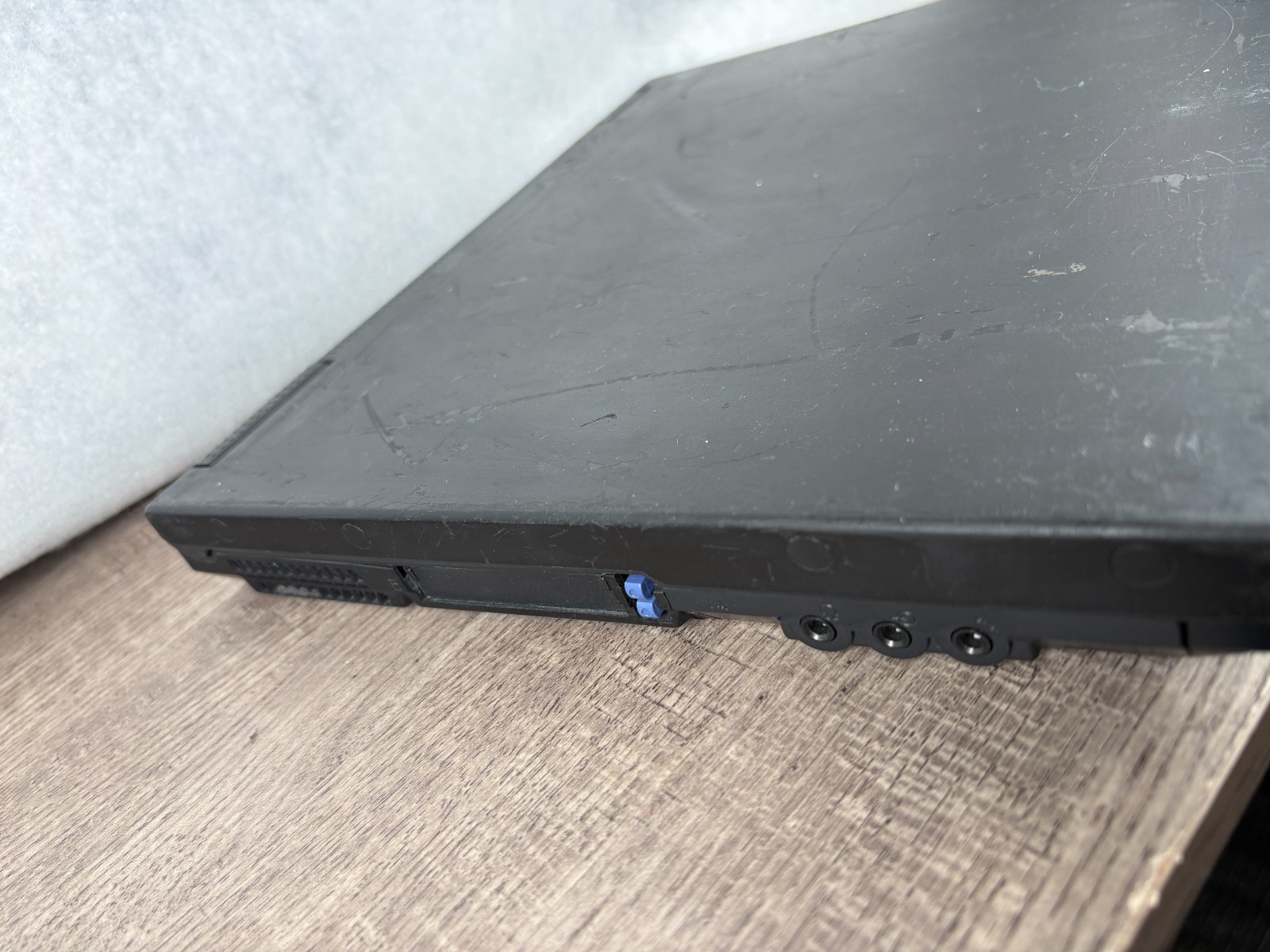 IBM Thinkpad T23 Laptop Pentium III 1ghz 16GB RAM 40GB HDD Windows XP Tested