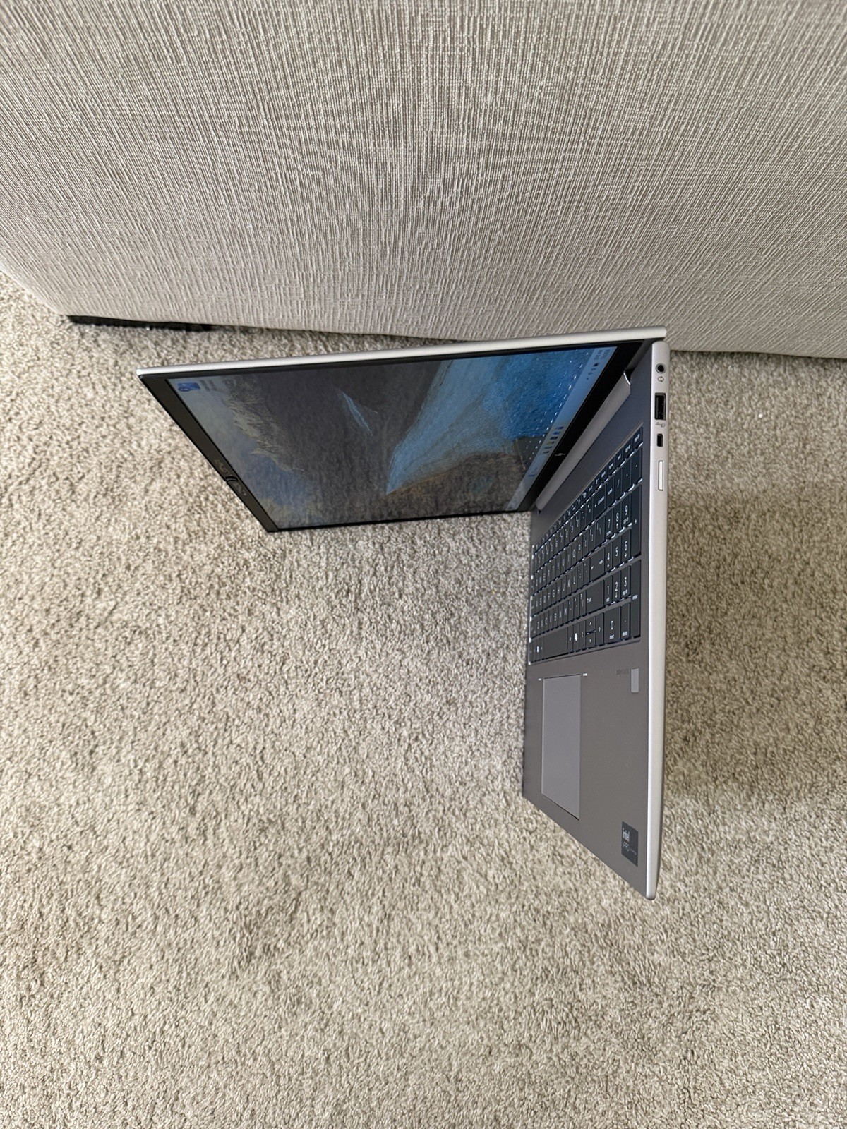 HP ZBOOK FIREFLY 16 G11 ULTRA 7 32GB RAM 512GB SSD TOUCHSCREEN