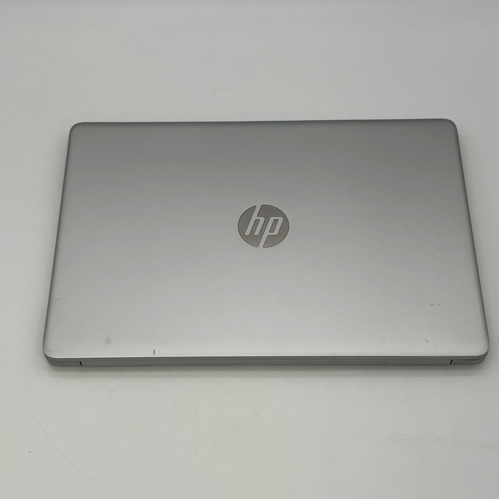 HP Laptop 15-DW1022NR Intel Celeron N4020 1.1GHz 4GB RAM 1TB HDD Windows 11