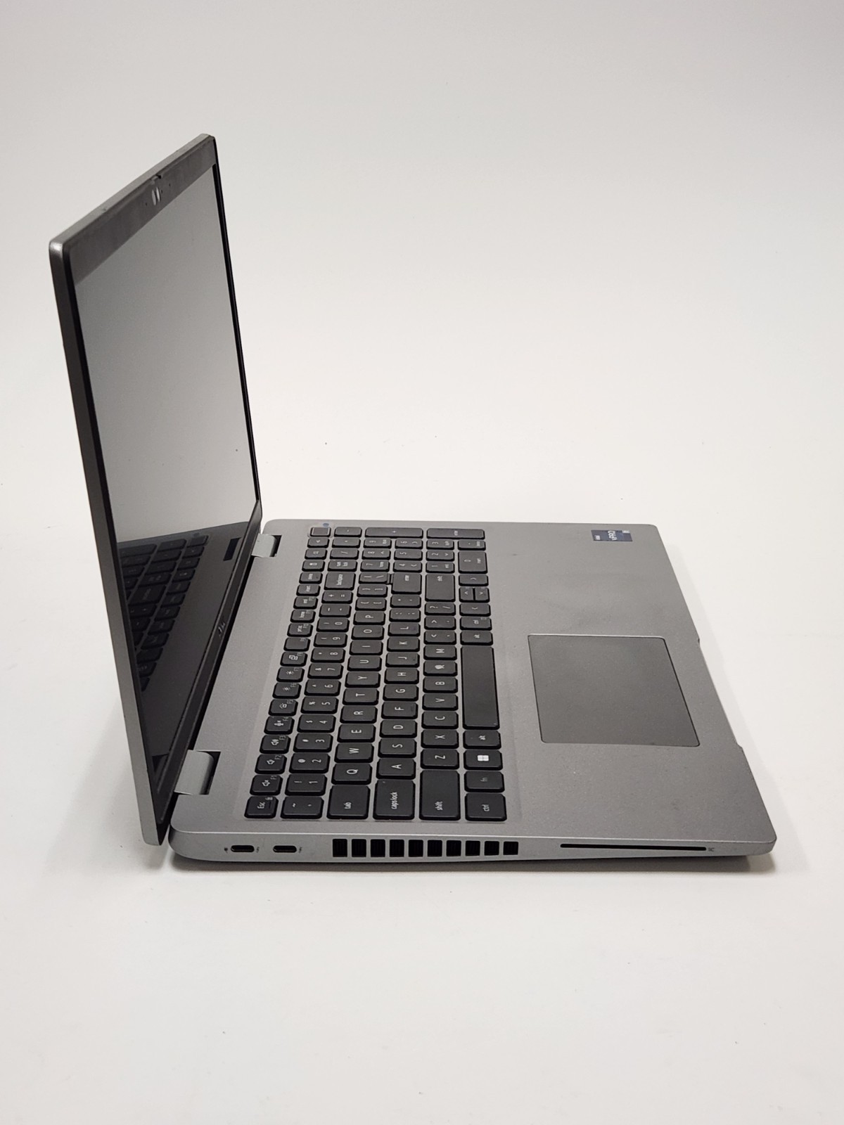 Dell Latitude 5530 15″ Laptop i7-1265U 1.8GHz Iris Xe 16GB 256GB Win 11 Pro