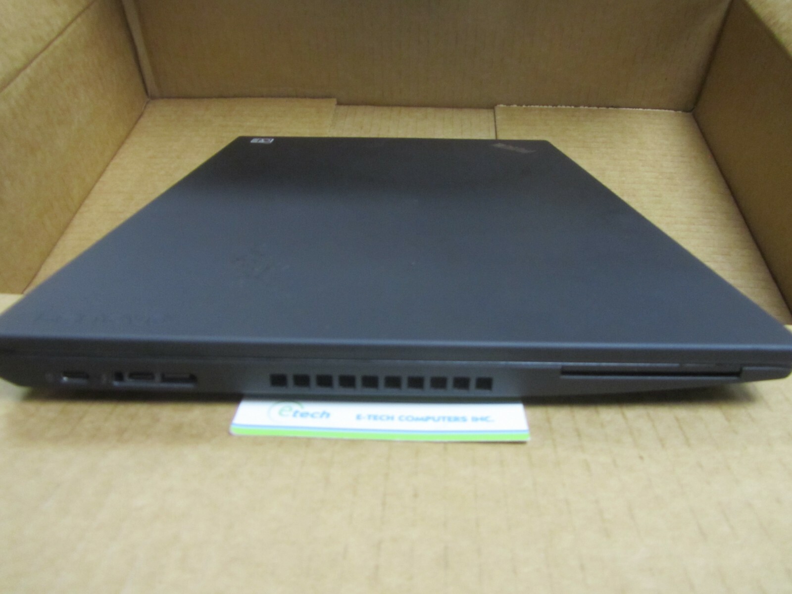 20LCS0W702- ThinkPad P52s i7-8650U 16GB 512GB SSD 15.6 FHD QUADRO M520 2GB Win10