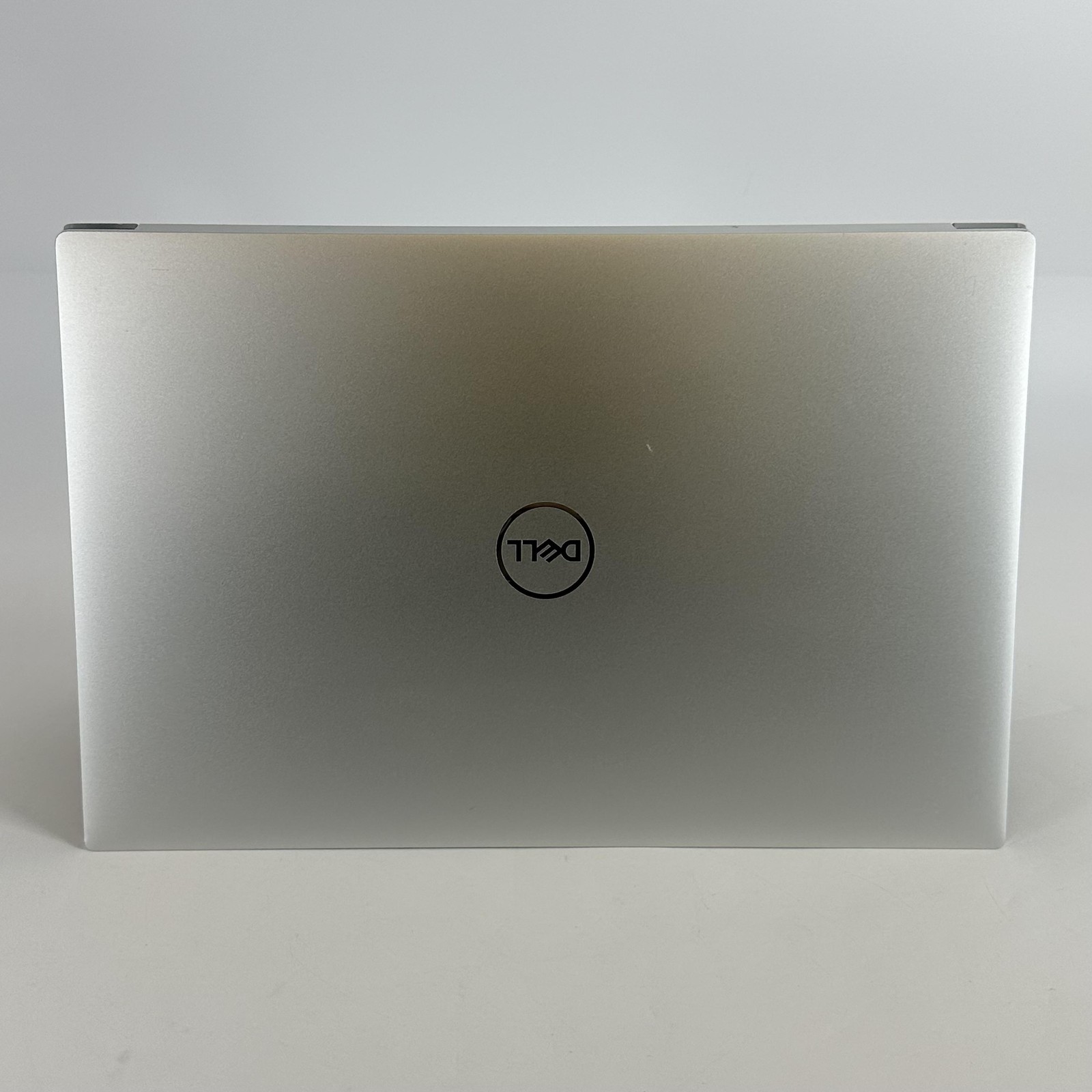Dell XPS 15 9500 FHD+ i9-10885H 2.40GHz 64GB 2TB SSD GTX 1650 Ti BENT FRAME