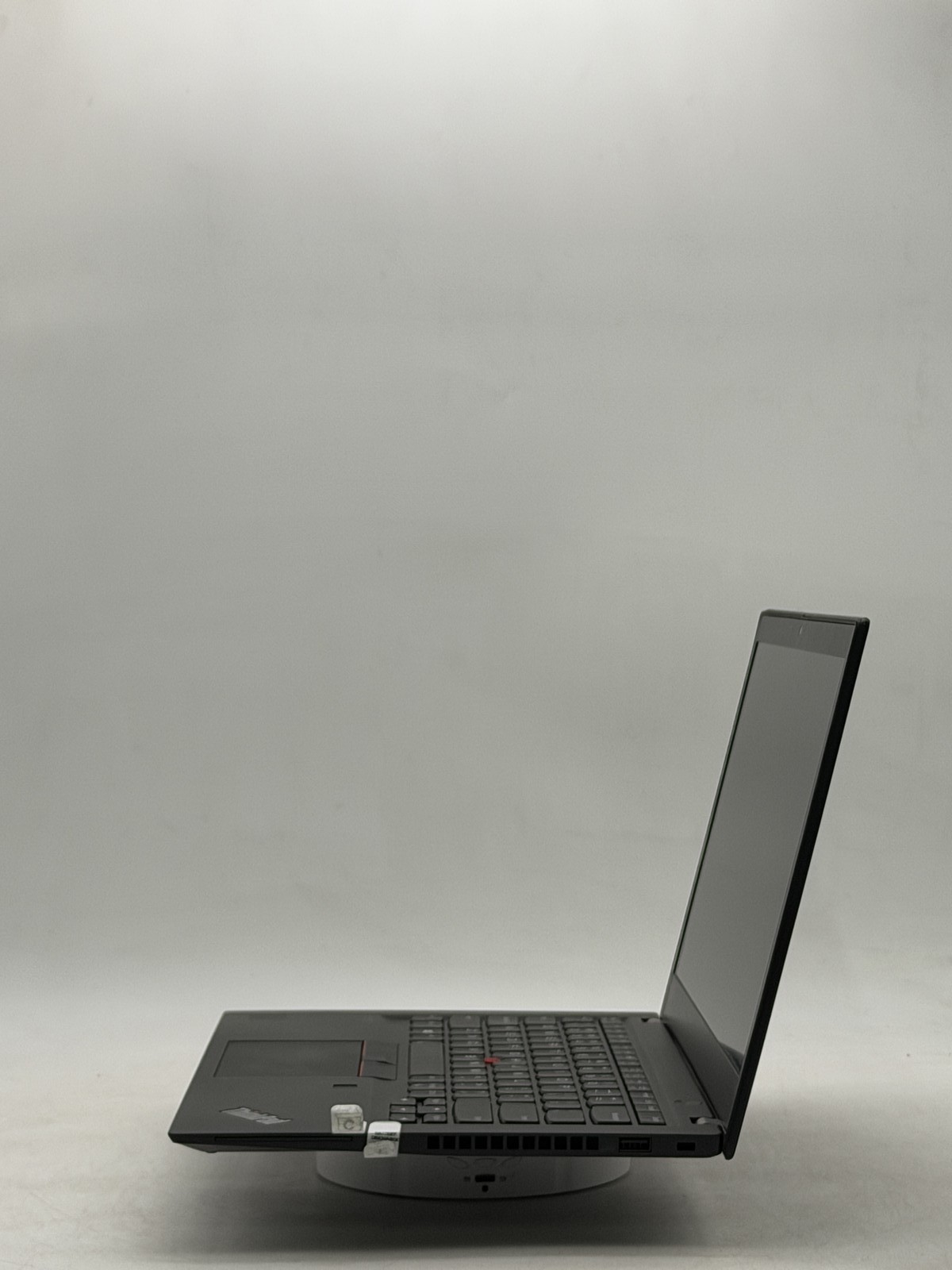 Lenovo ThinkPad T14s (Gen 1) 14inch i5-10310U 8GB 256GB NO OS Read